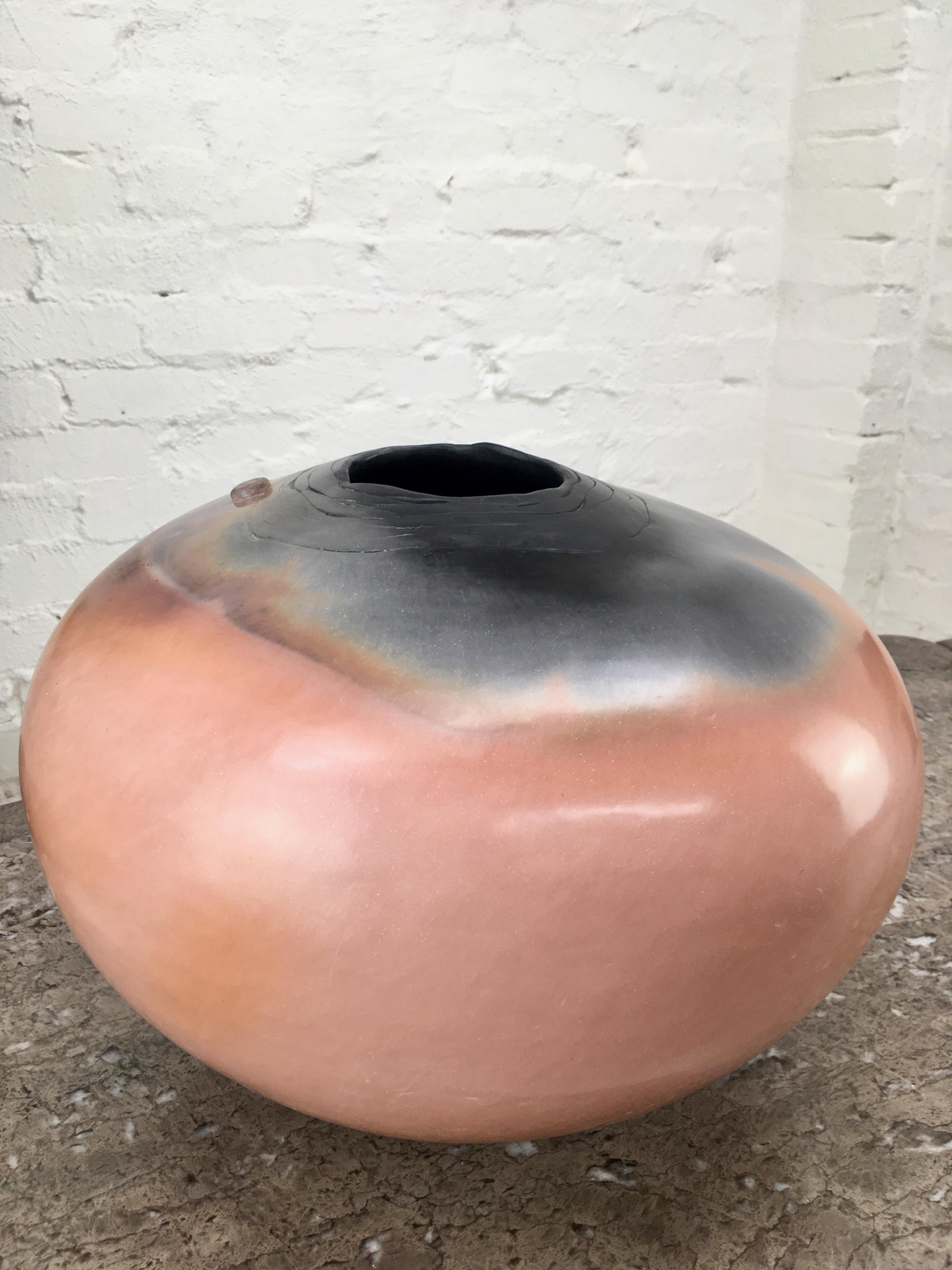 Very Large Saggar Fired Burnished Clay Vessel, 1980s, Jill Symes For Sale 5