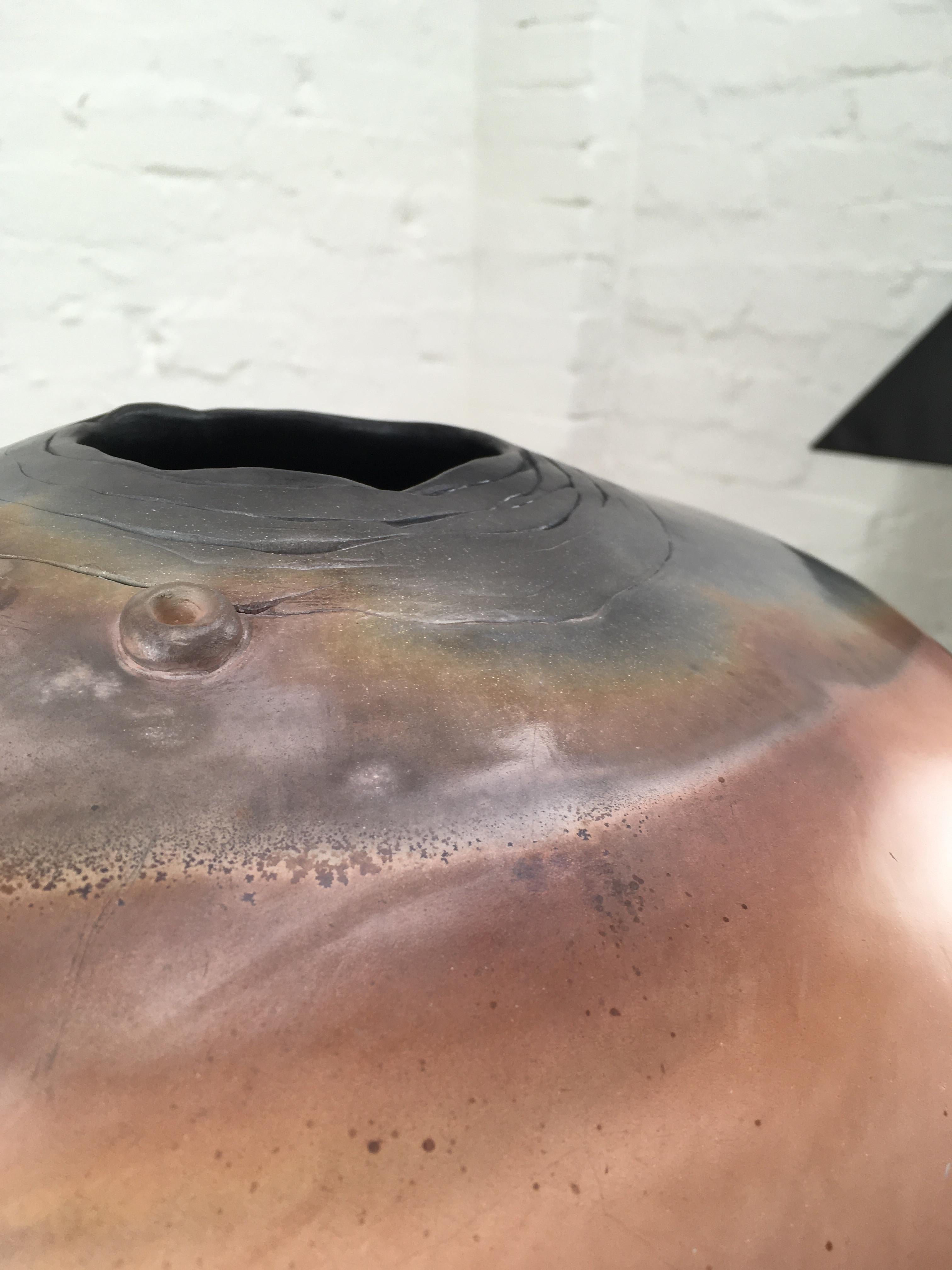 Very Large Saggar Fired Burnished Clay Vessel, 1980s, Jill Symes In Fair Condition For Sale In Melbourne, AU