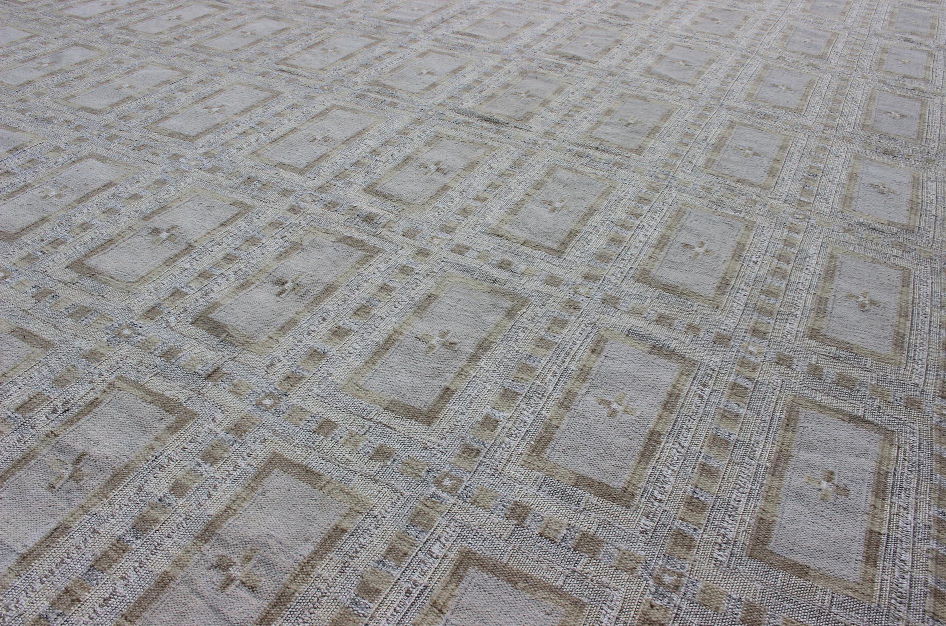 Großer skandinavischer Flachgewebe-Teppich mit geometrischem All-Over-Design im Angebot 1
