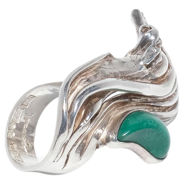 Très grande bague suédoise Inga Lagervall fabriquée en argent et malachite, année 1982