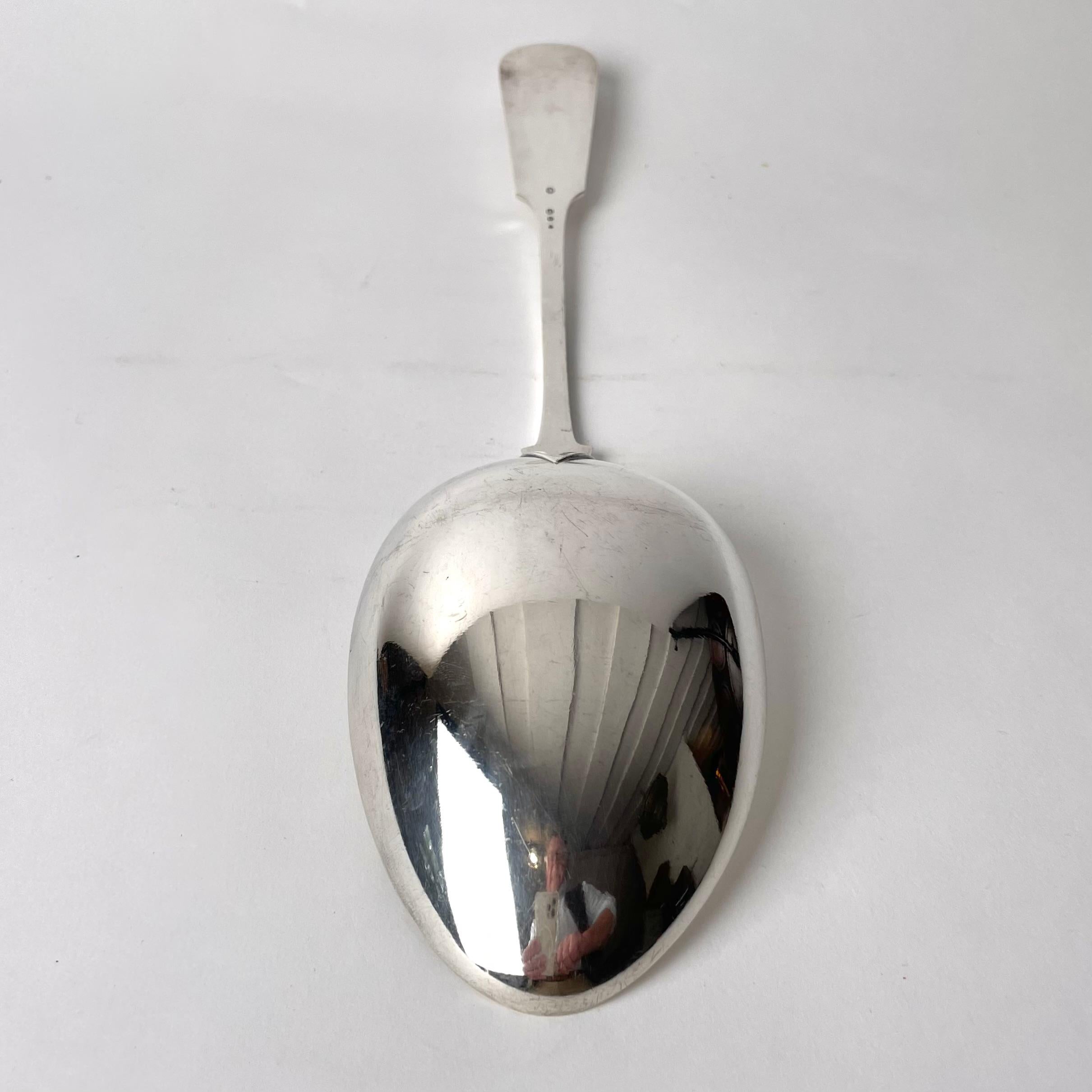 20th Century Very large silver plated Ragout Spoon from Denmark in a classic design For Sale