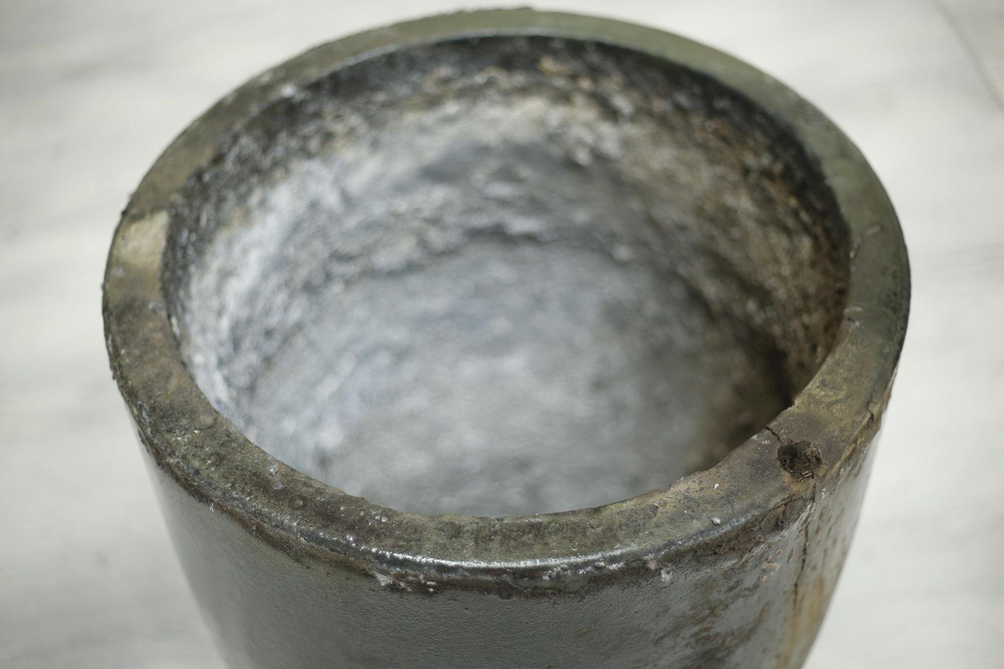 Stone Very Large Smelting Pot- No5 For Sale