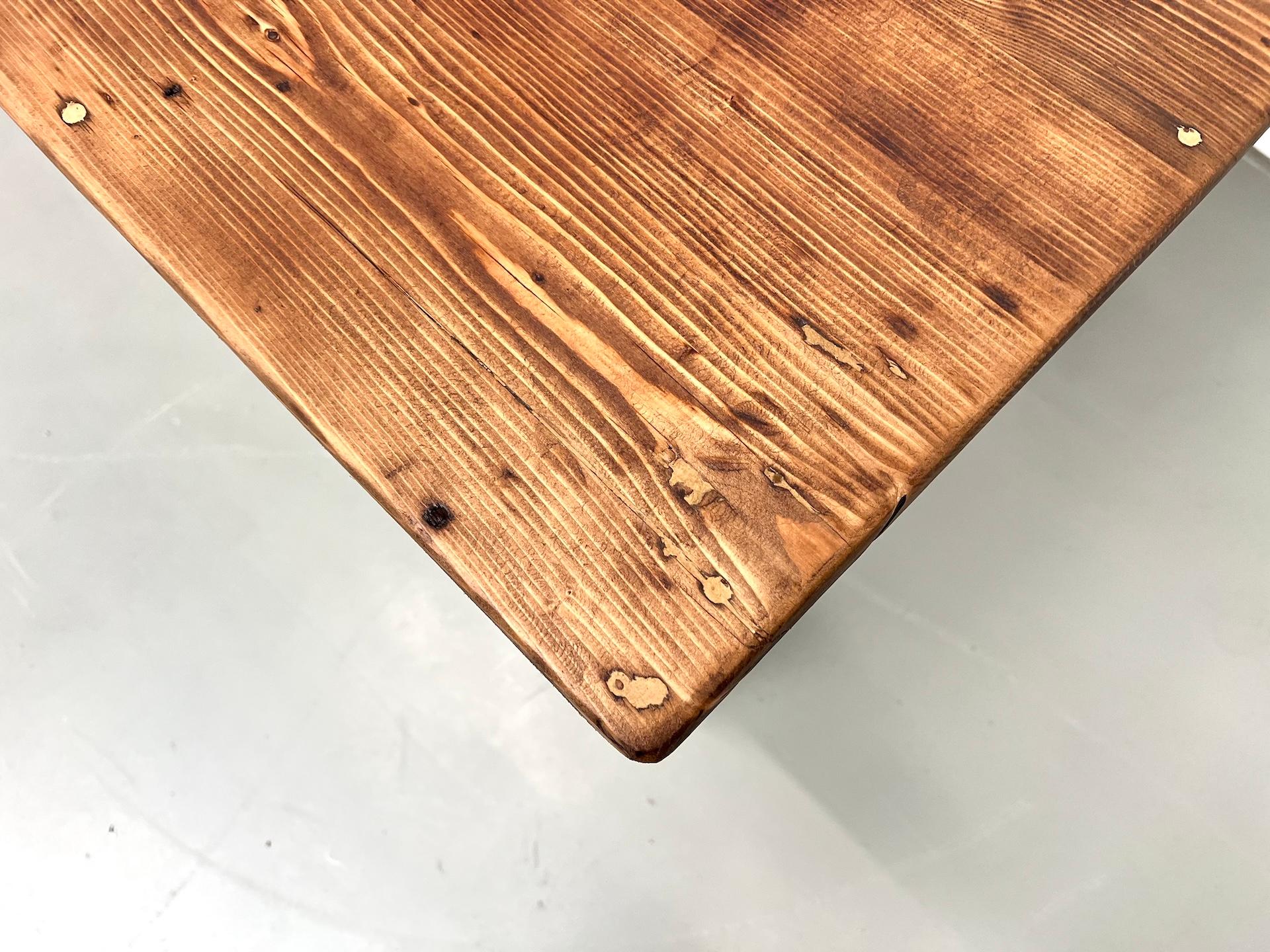 Très grande table de ferme en pin massif, années 1950 en vente 10