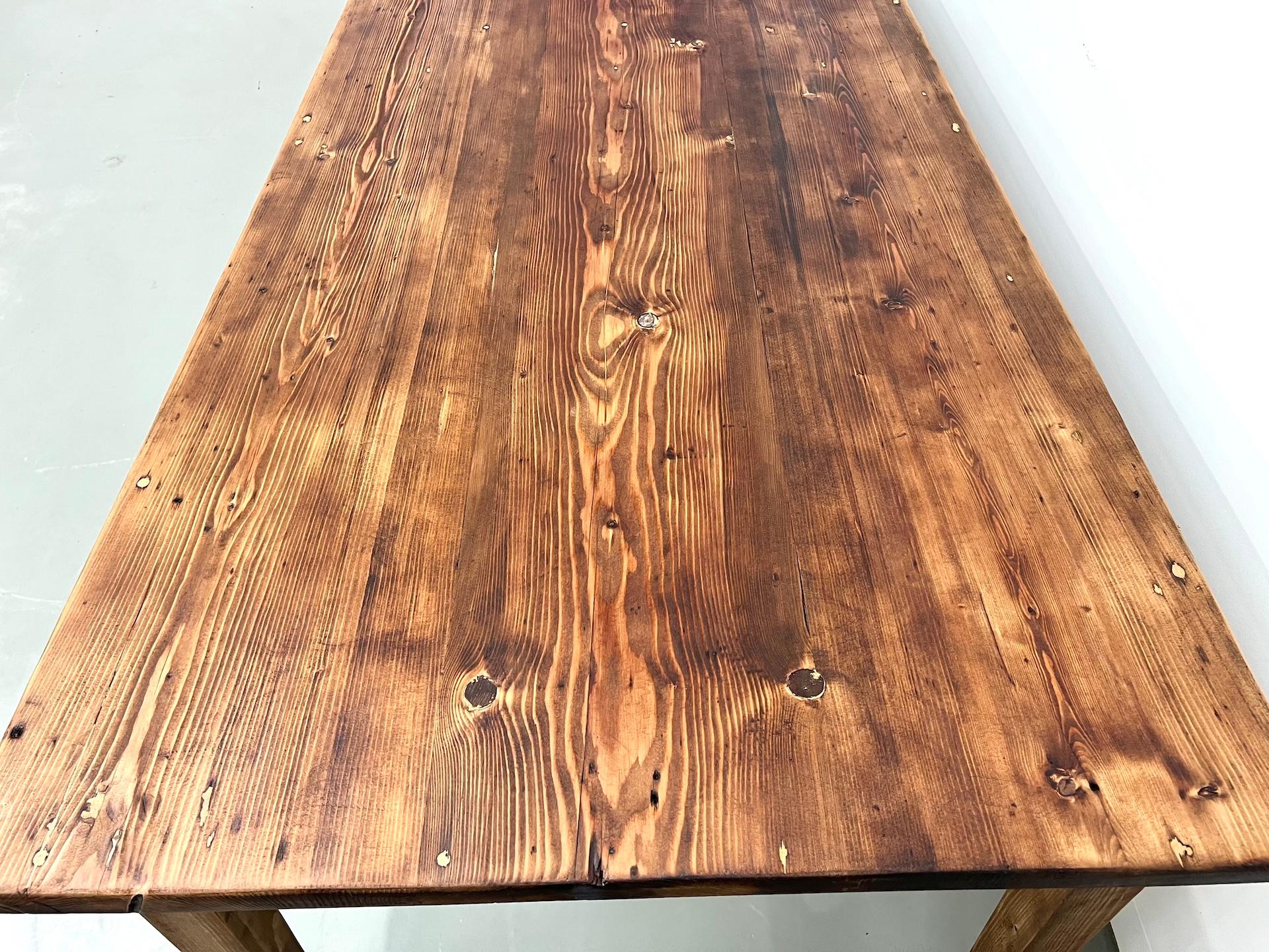 Très grande table de ferme en pin massif, années 1950 en vente 11