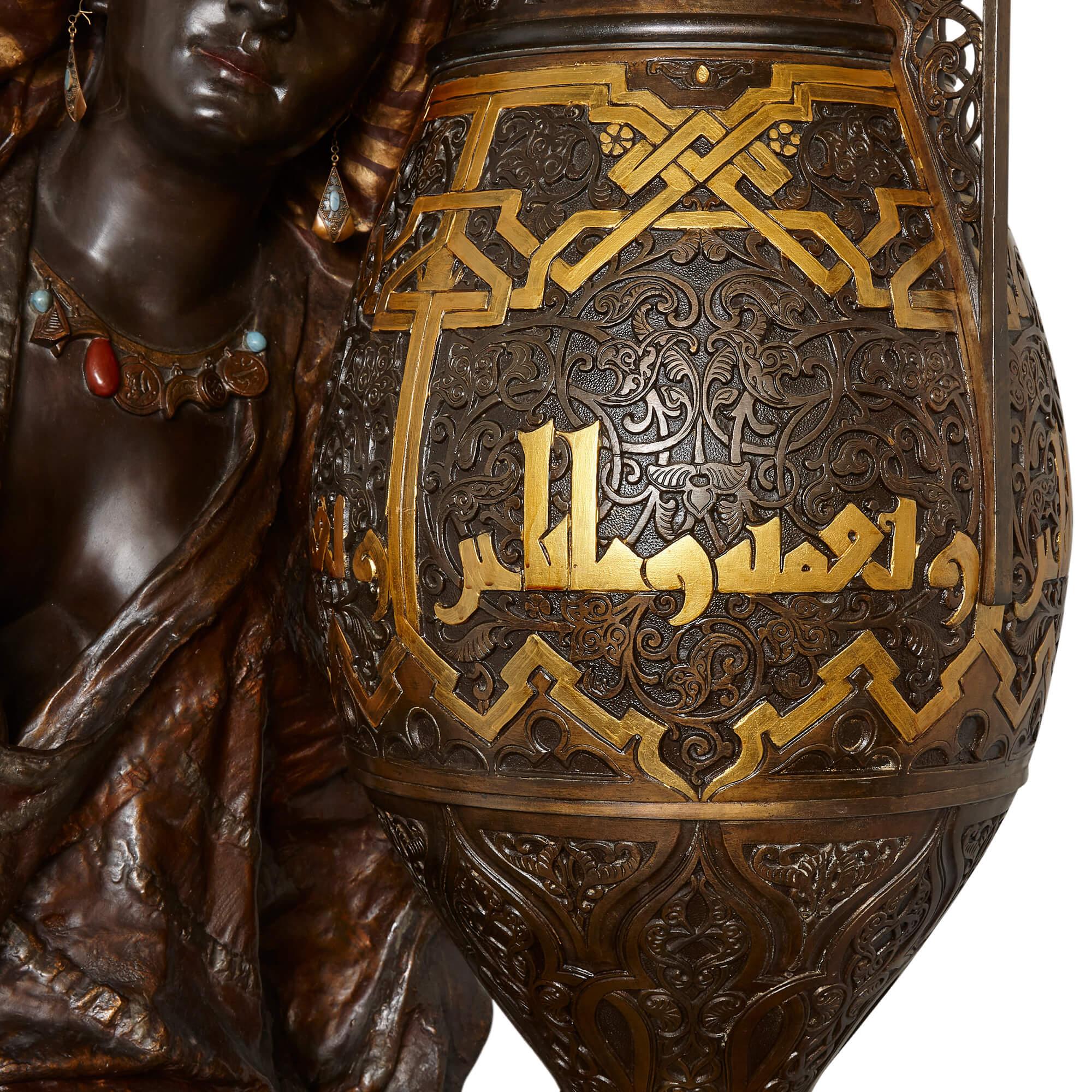 Français Très grande sculpture orientaliste attribuée à Hottot en vente