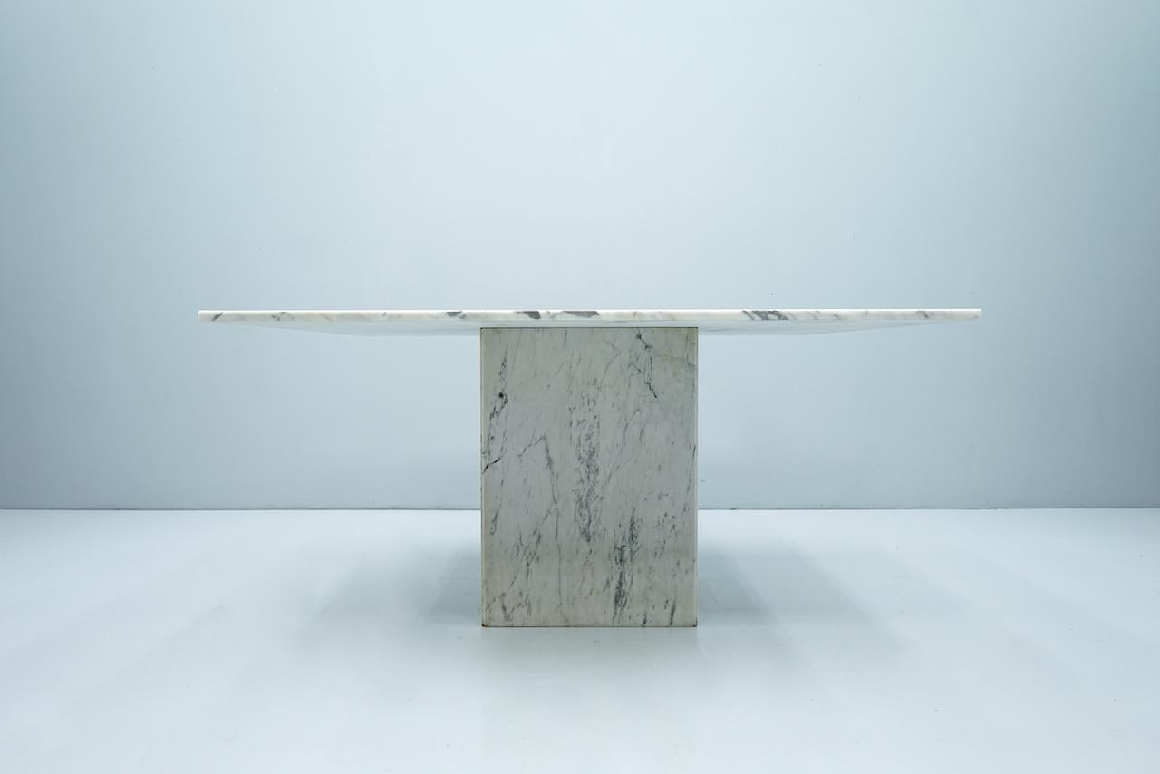 square marble table