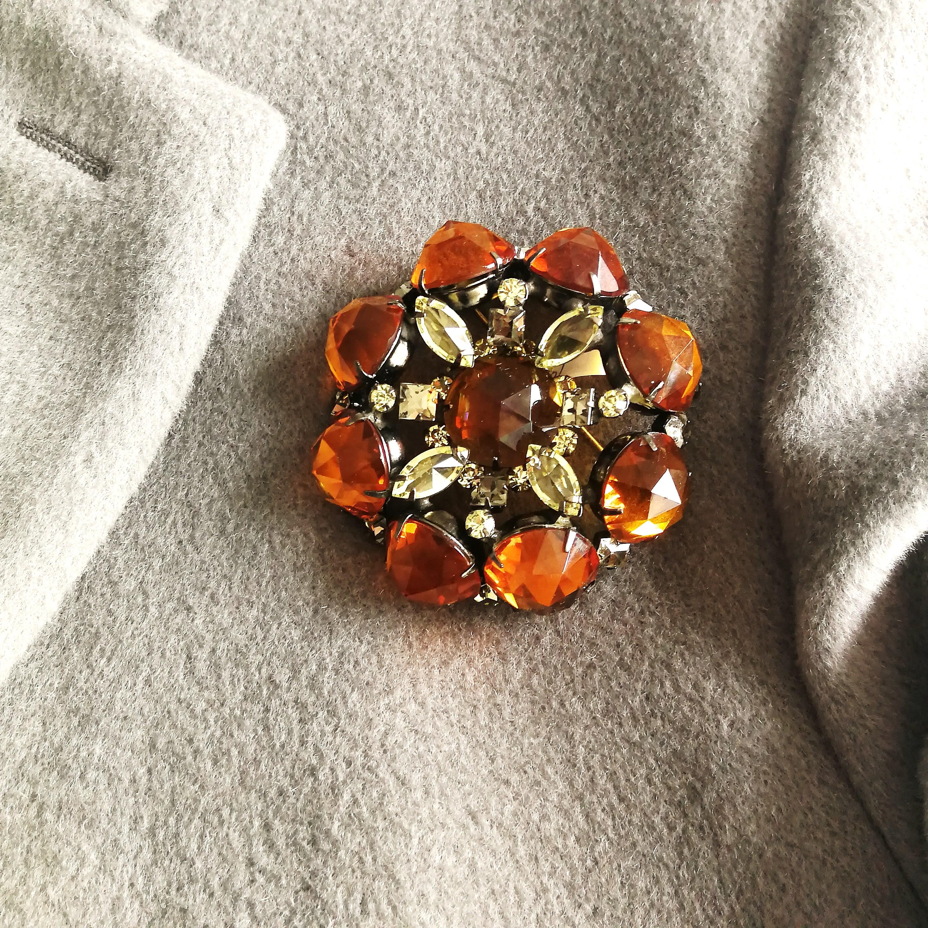 Very large unsigned topaz and citrine glass brooch, Schreiner, New York, 1960s 6
