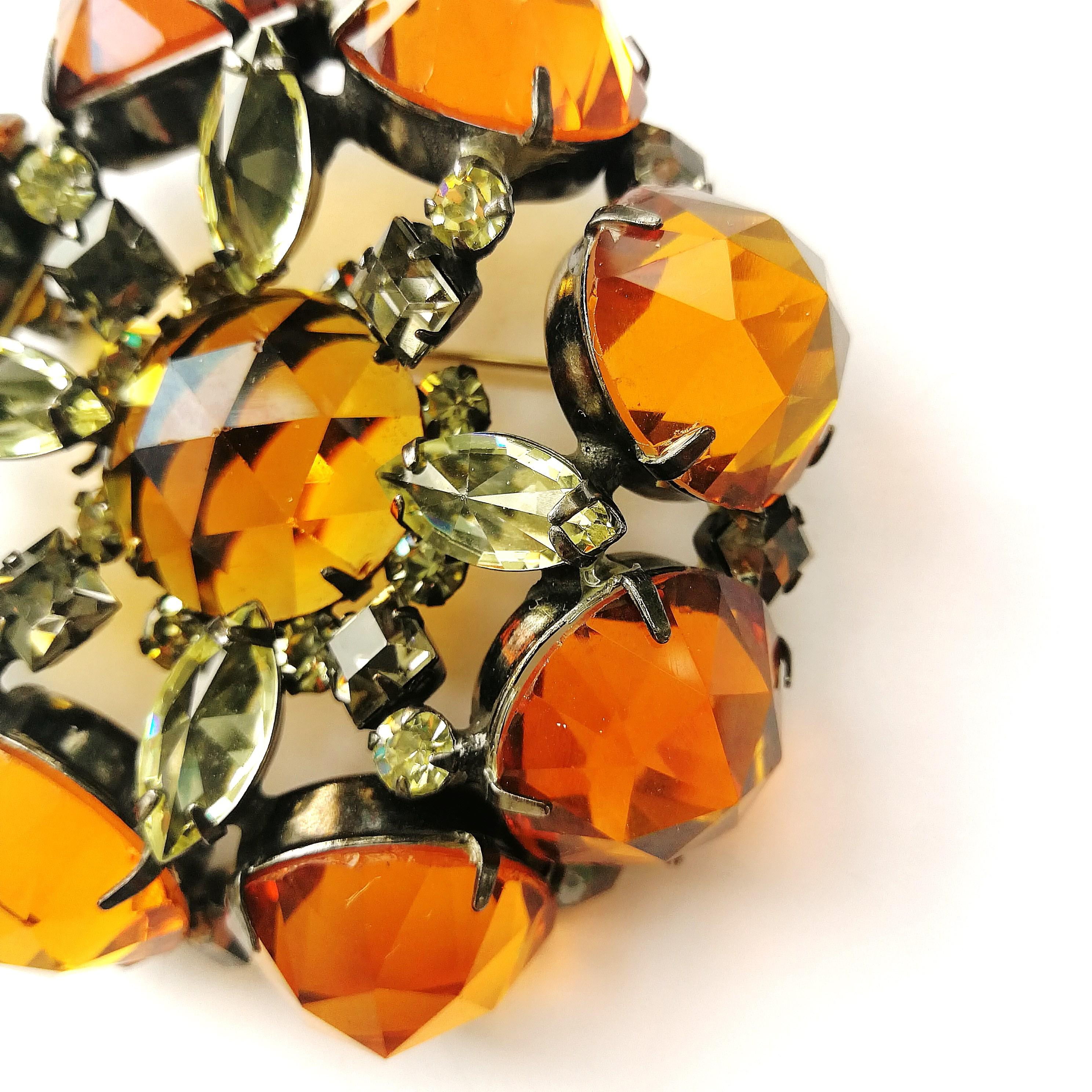 Very large unsigned topaz and citrine glass brooch, Schreiner, New York, 1960s In Excellent Condition In Greyabbey, County Down