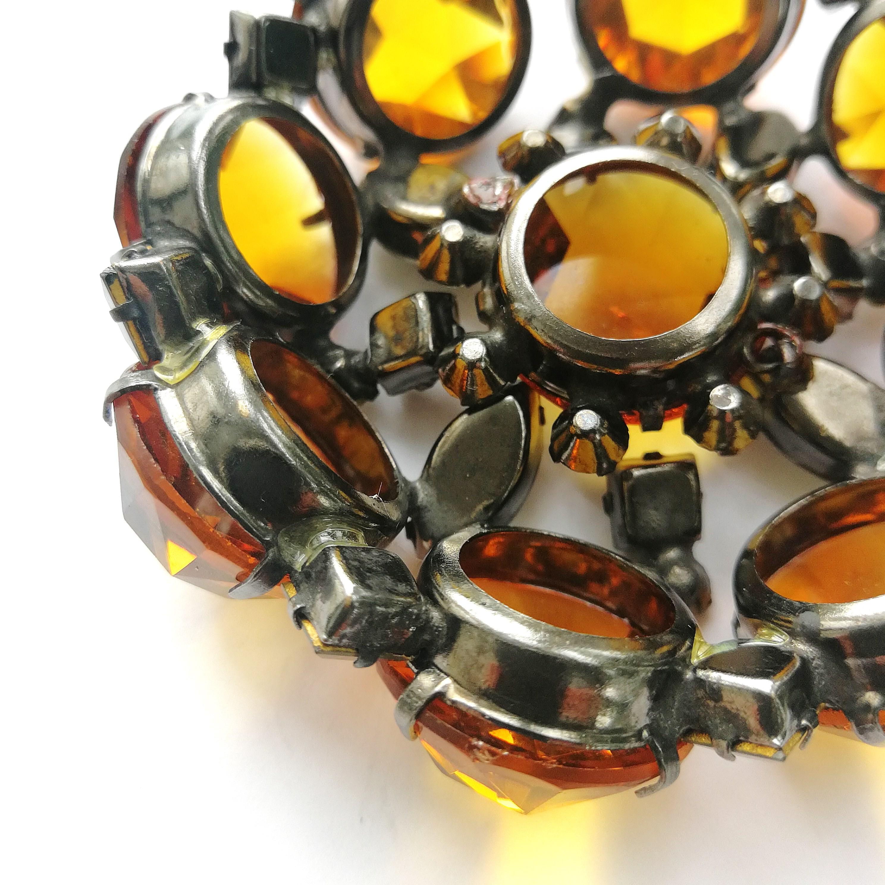 Very large unsigned topaz and citrine glass brooch, Schreiner, New York, 1960s 4
