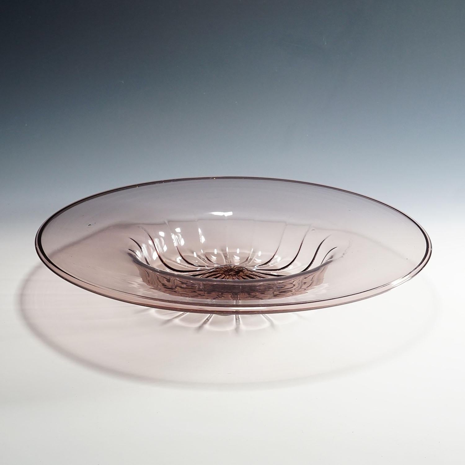 Italian Very Large Vetro Soffiato Glass Dish by Vittorio Zecchin for Venini Murano For Sale