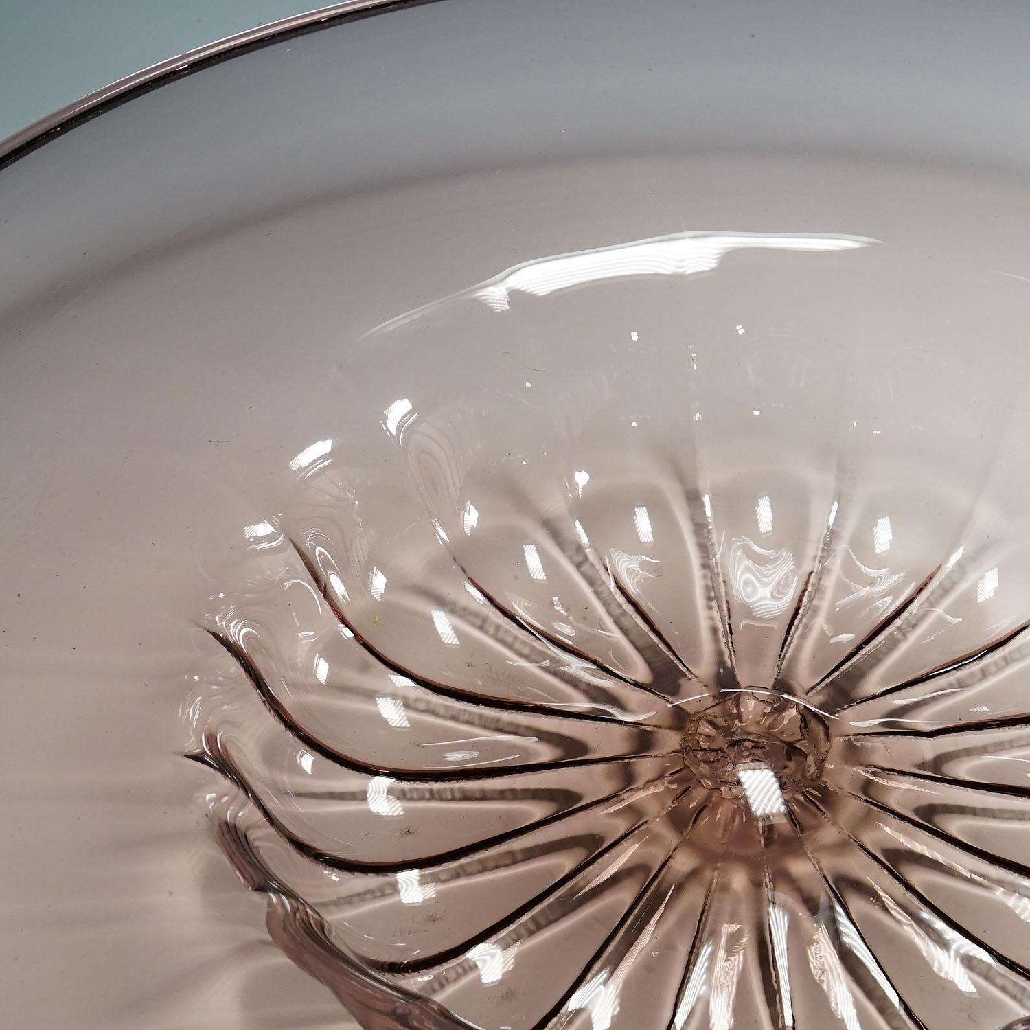 Hand-Crafted Very Large Vetro Soffiato Glass Dish by Vittorio Zecchin for Venini Murano For Sale