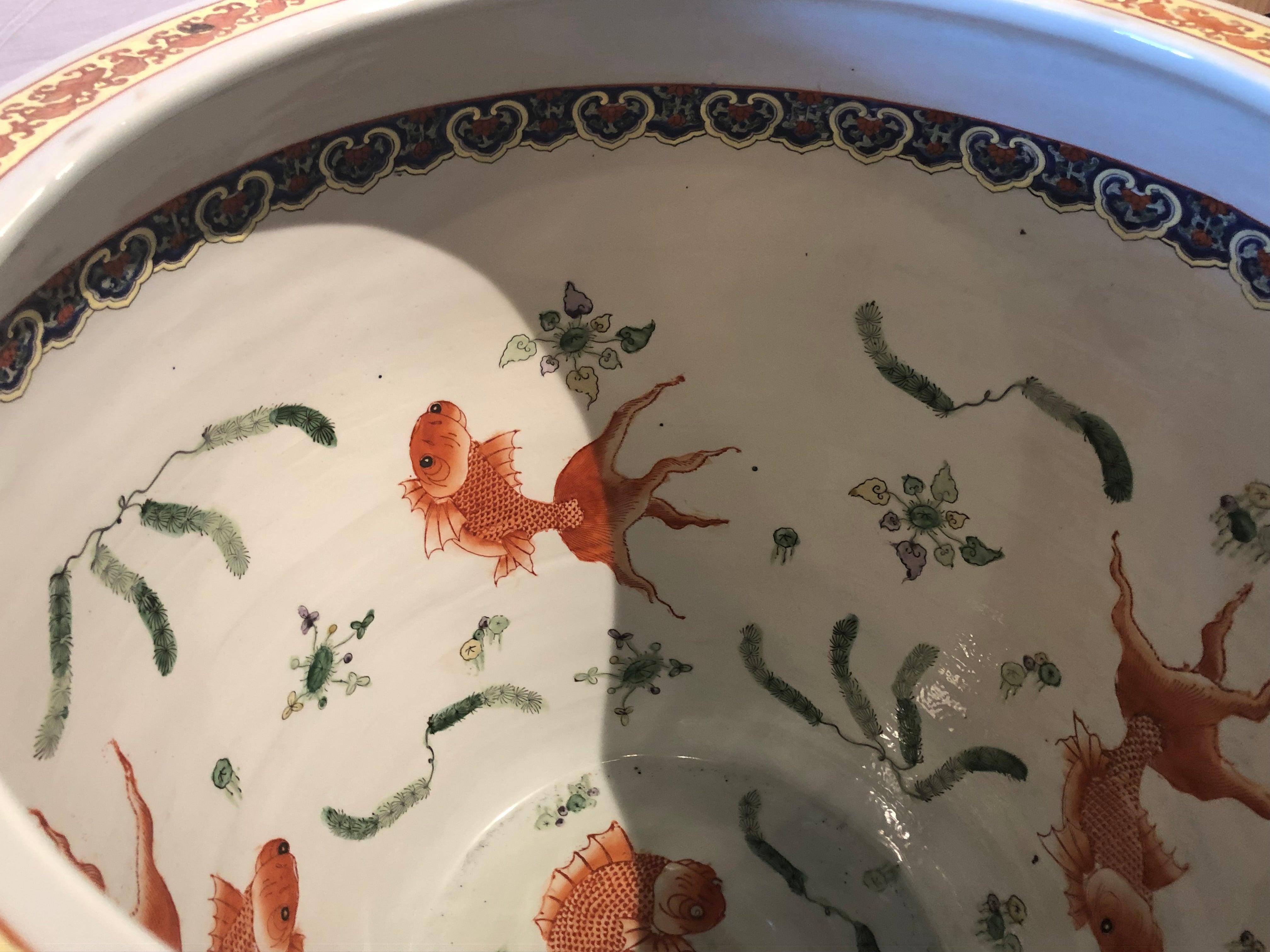 Vintage Chinese Export Yellow and White Jardinière or Fish Bowl Planter In Good Condition In Plainview, NY