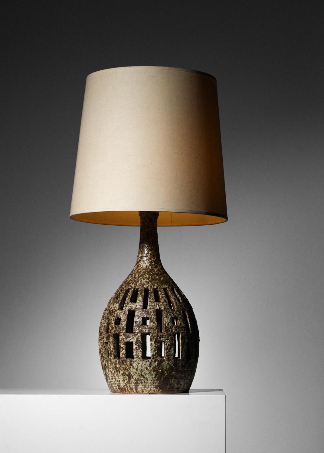 Milieu du XXe siècle Très grande lampe française vintage en céramique des années 50 non identifiée  en vente