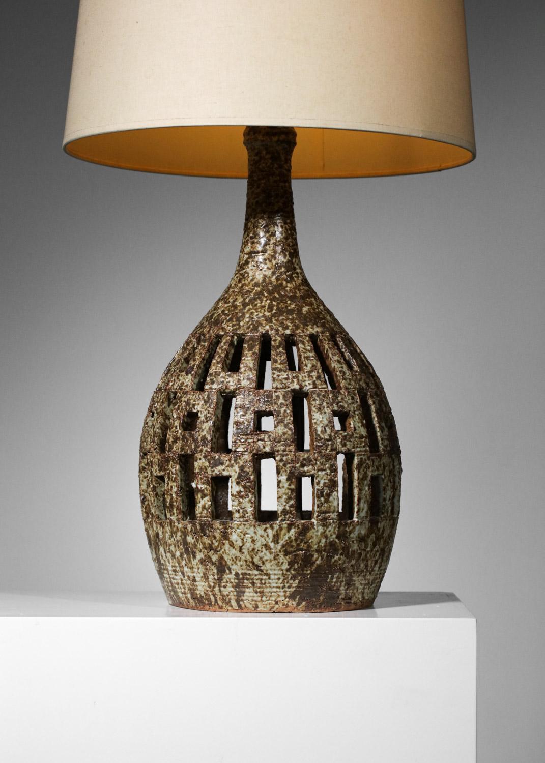 Céramique Très grande lampe française vintage en céramique des années 50 non identifiée  en vente