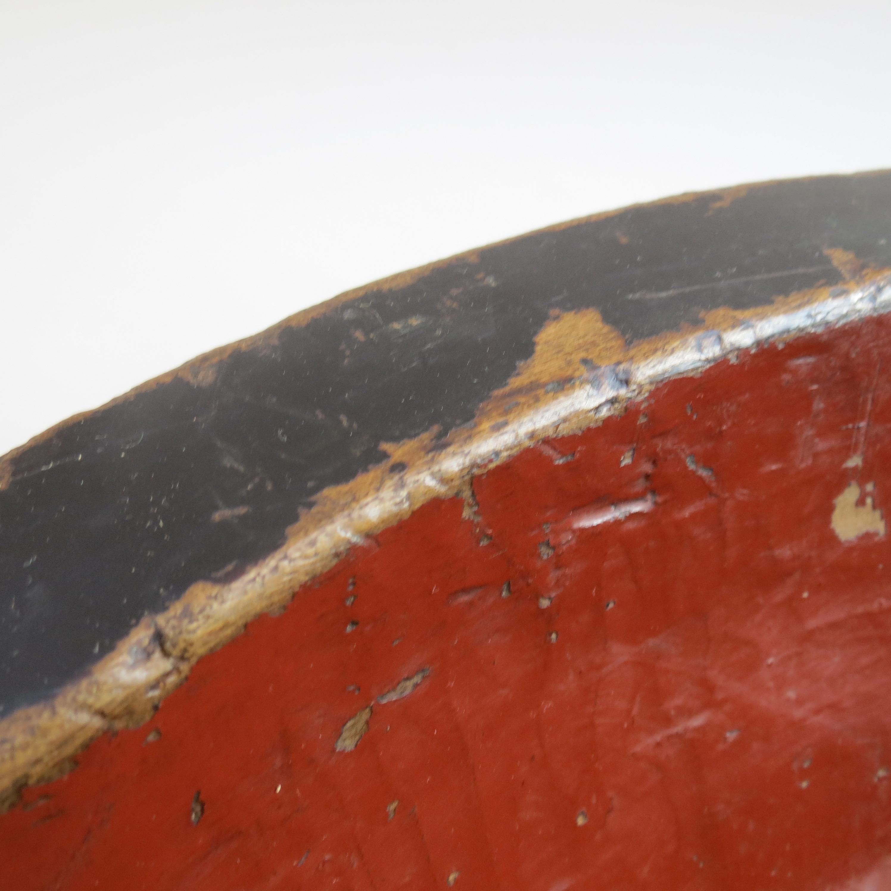 Very Large Vintage Hand Produced Red and Black Lacquered Japanese Bowl 7