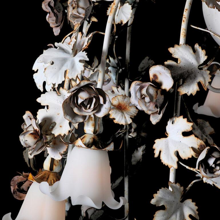 Very Large Vintage Italian Tole Chandelier with Cascading Roses and Leaves In Good Condition In Vancouver, British Columbia