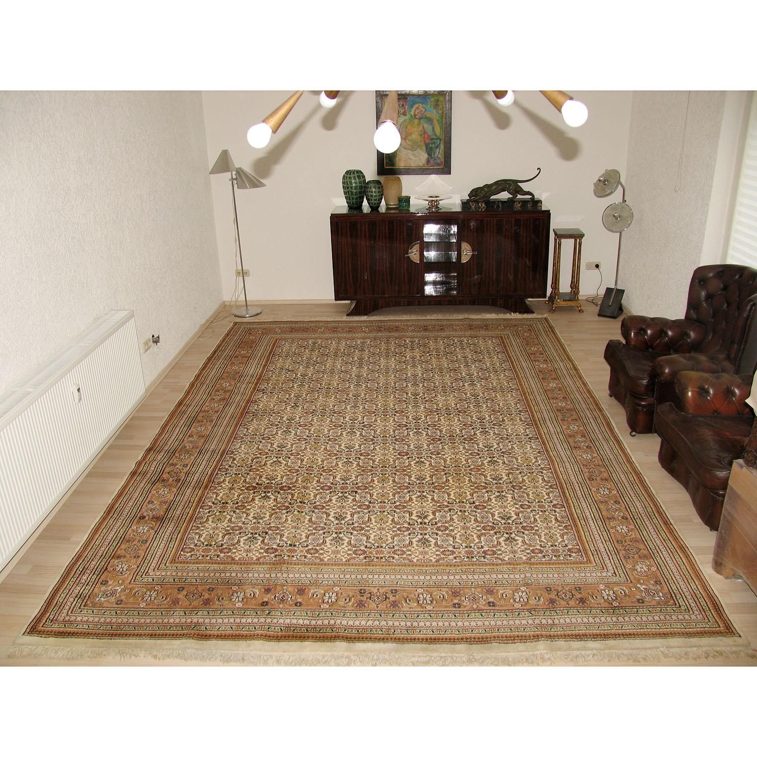 Azerbaijani Very Large Vintage Middle Eastern Rug, 1980s For Sale