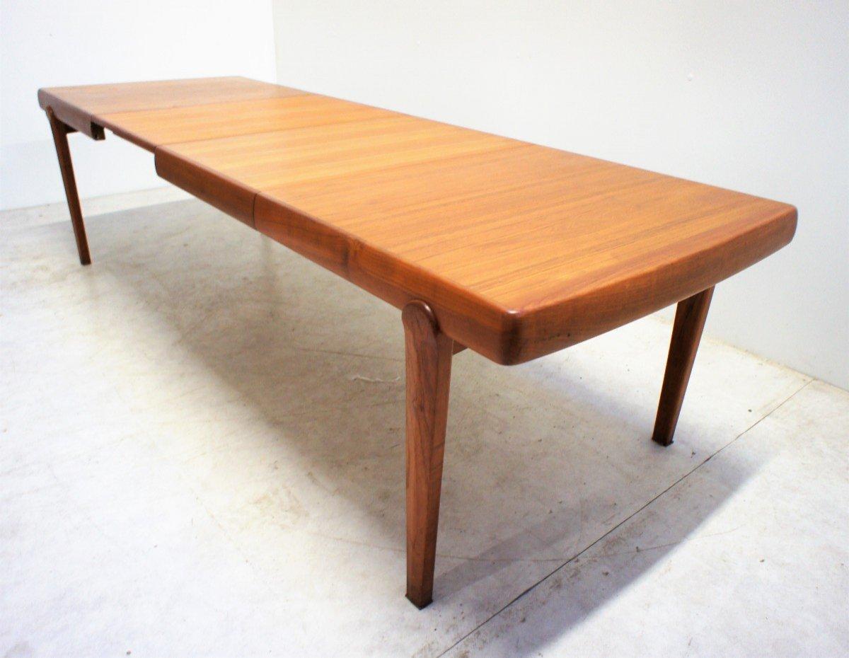 Very Large Vintage Scandinavian table in Teak, Ejvind Johansson.