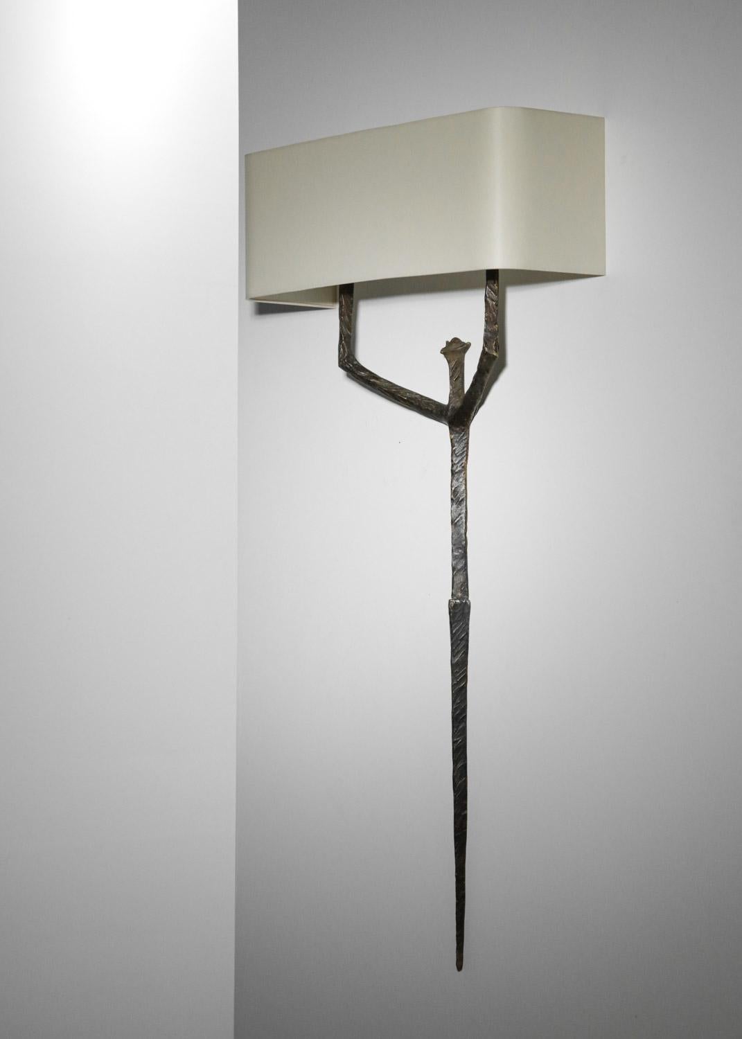 Very large wall lamp by Felix Agostini art deco in bronze Giacometti  - G686 For Sale 8