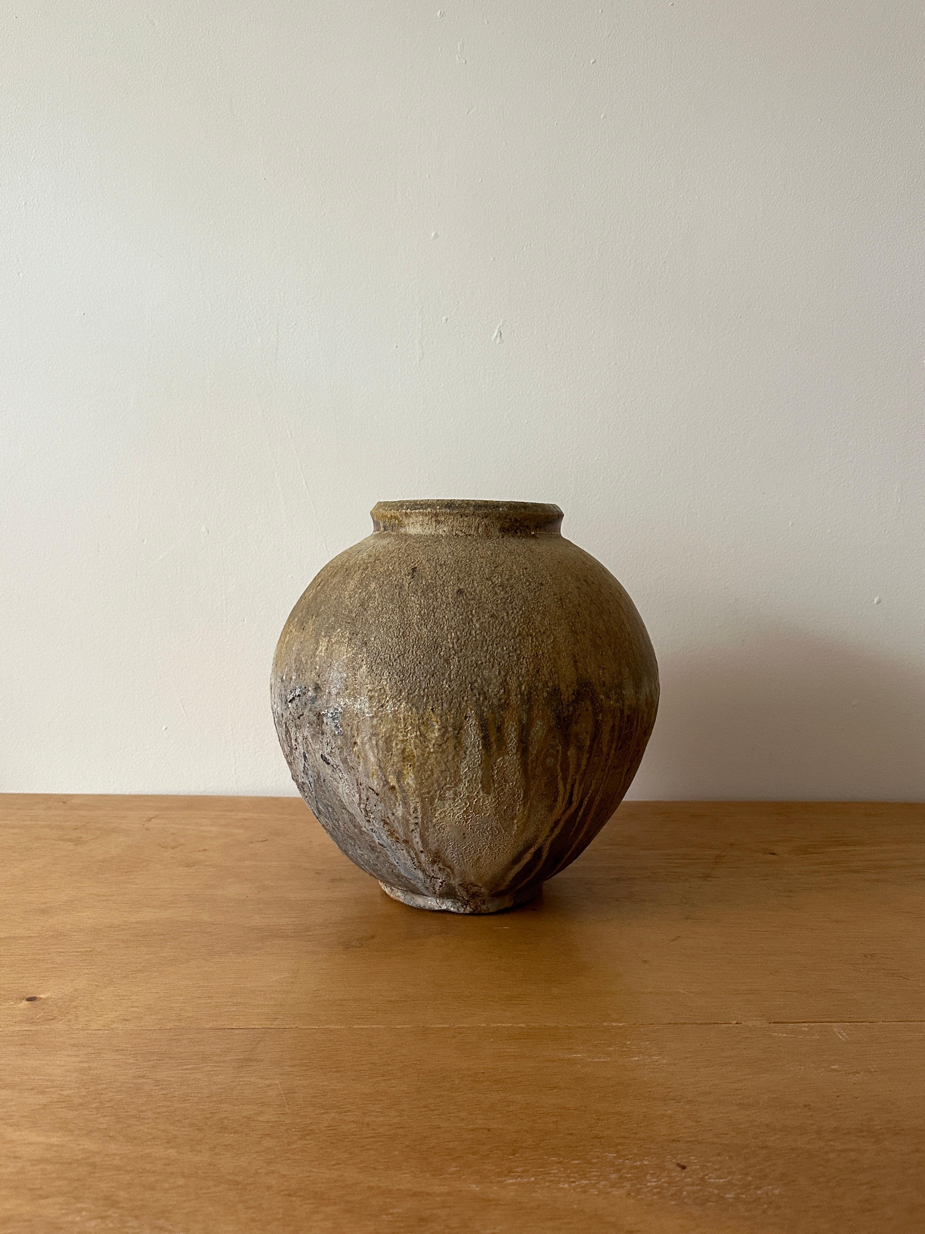 Very Large Wood-Fired Moon Jar In New Condition For Sale In New York, NY