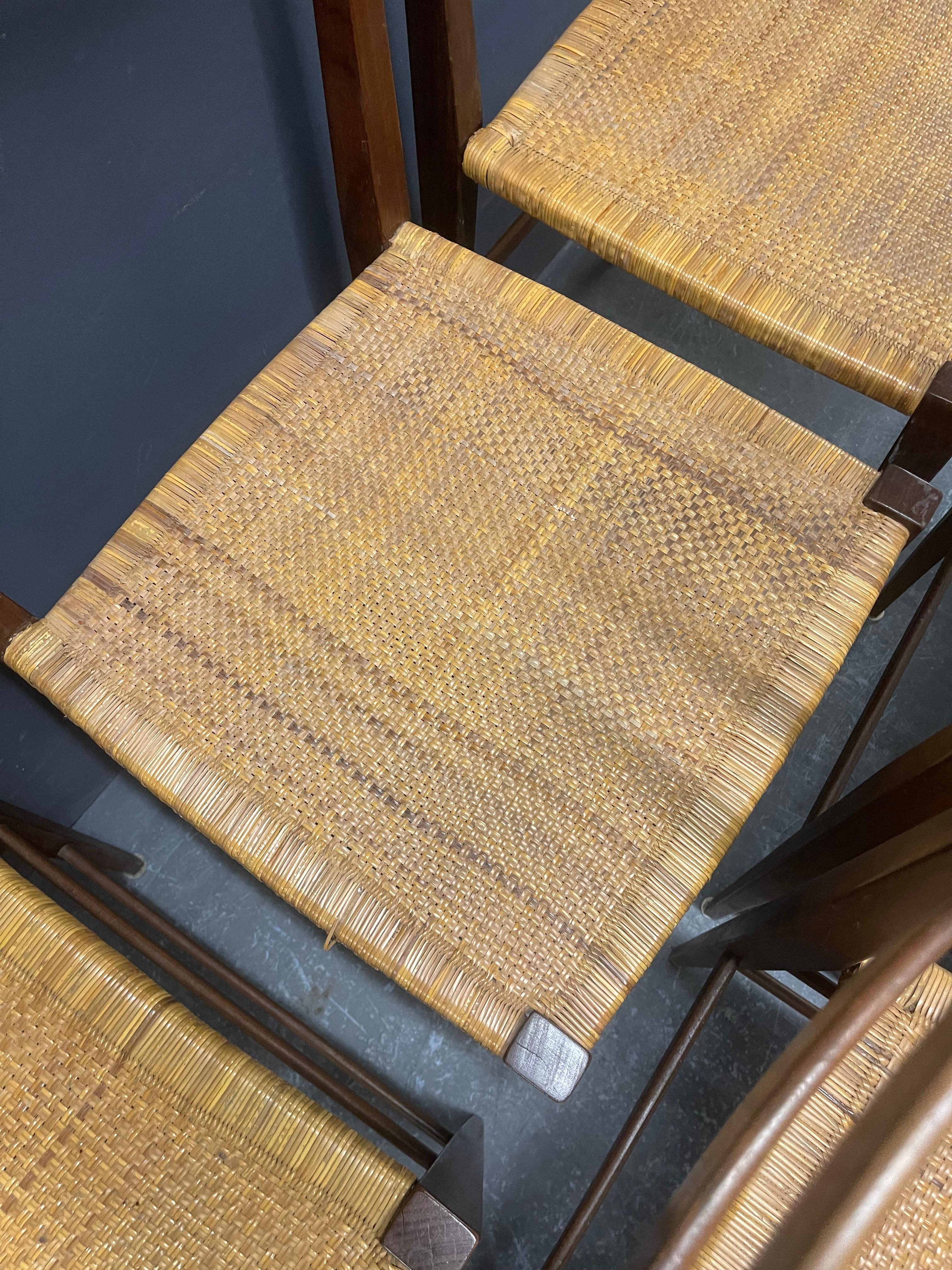 ensemble de 6 chaises Chiavari très légères et minimalistes en vente 1