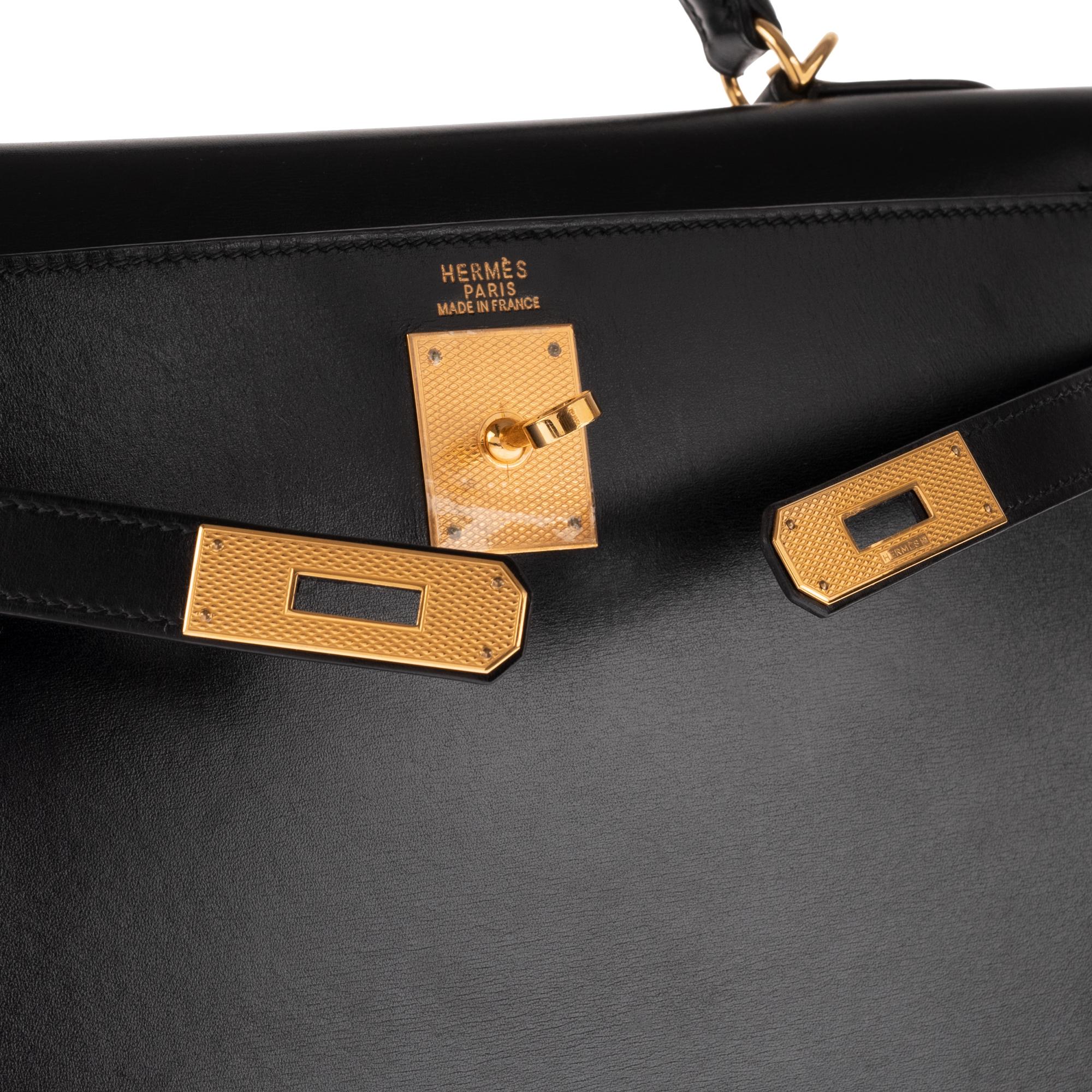 Women's Very limited Handbag Hermès Kelly sellier 32 with strap in black calfskin, GHW!
