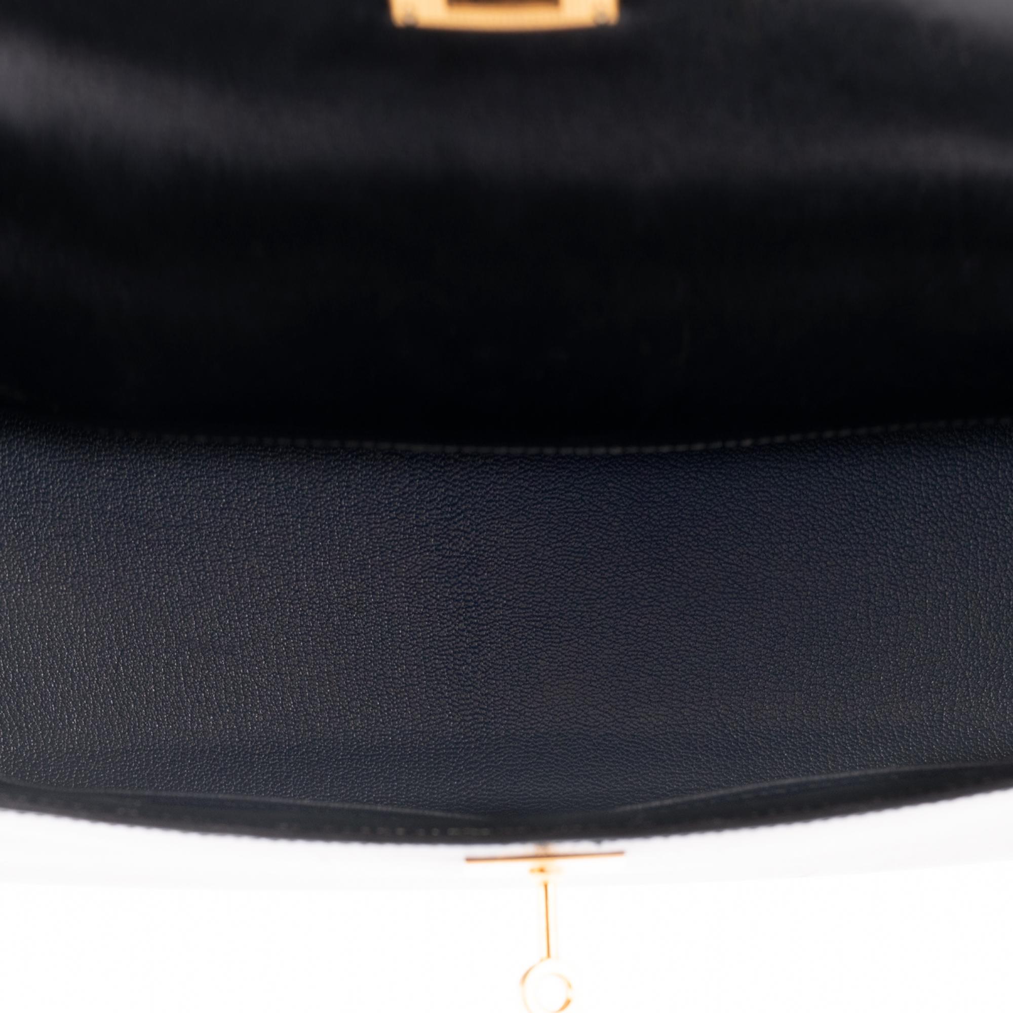 Very limited Handbag Hermès Kelly sellier 32 with strap in black calfskin, GHW! 2