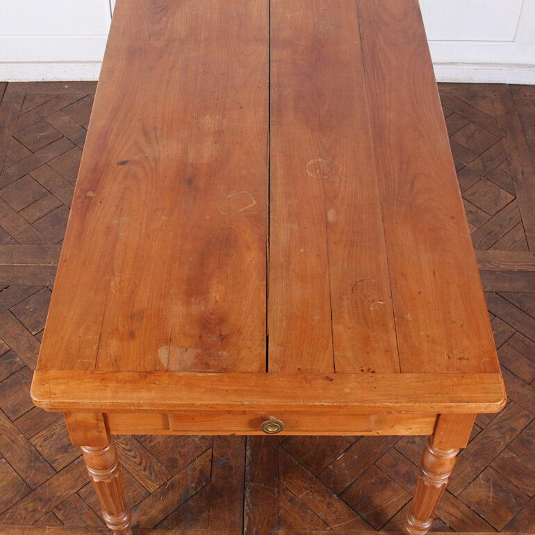 Very Long French 19th Century Cherrywood Draw-Leaf Table For Sale 1