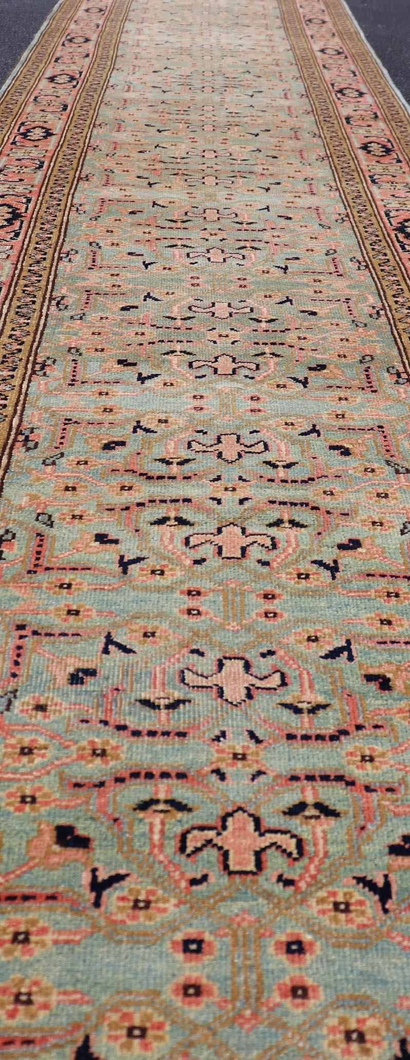 Sehr lange grüner türkischer Vintage-Läufer in Grün  2'8'' x 28'10' im Angebot 4