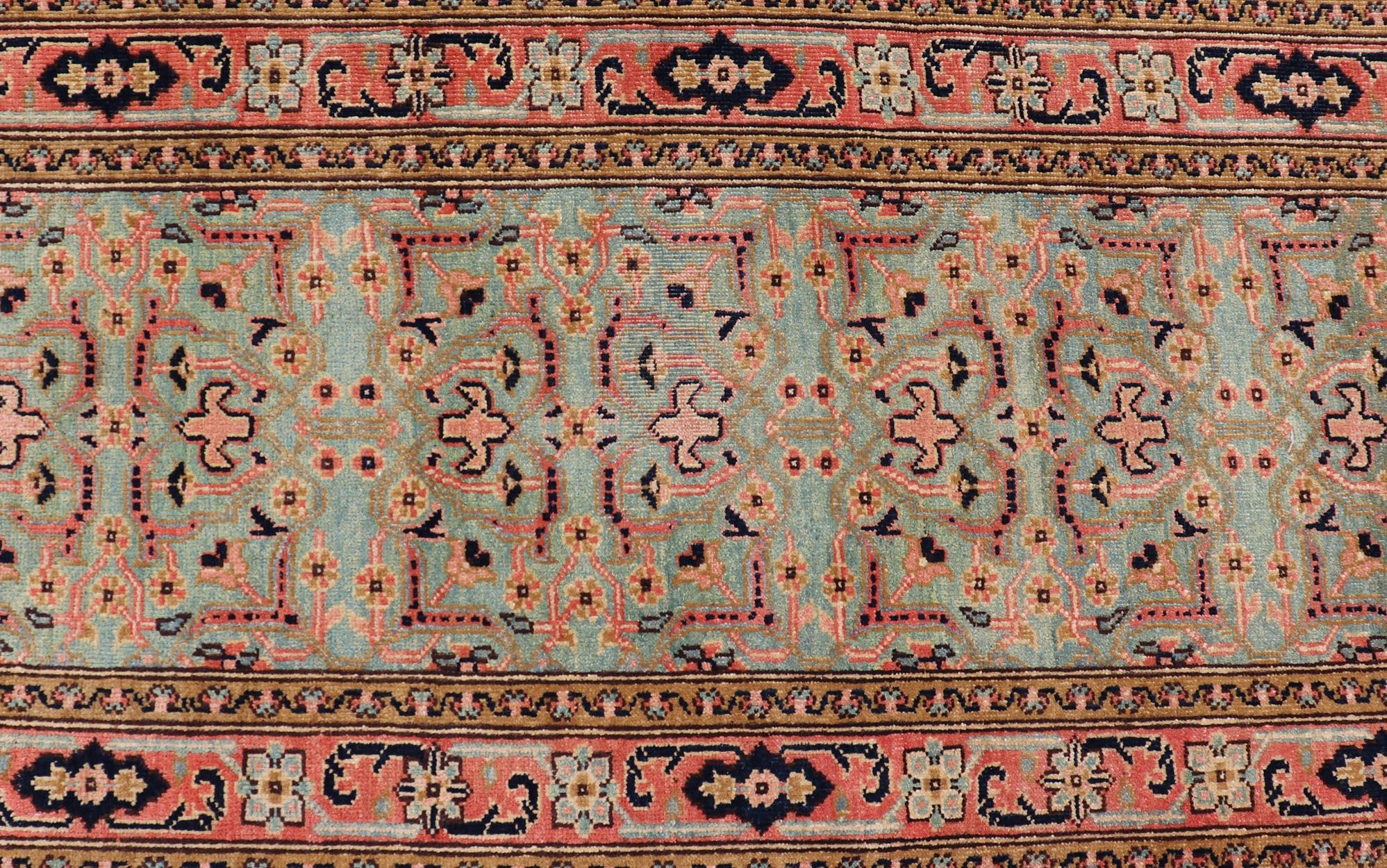 Sehr lange grüner türkischer Vintage-Läufer in Grün  2'8'' x 28'10' (Handgeknüpft) im Angebot