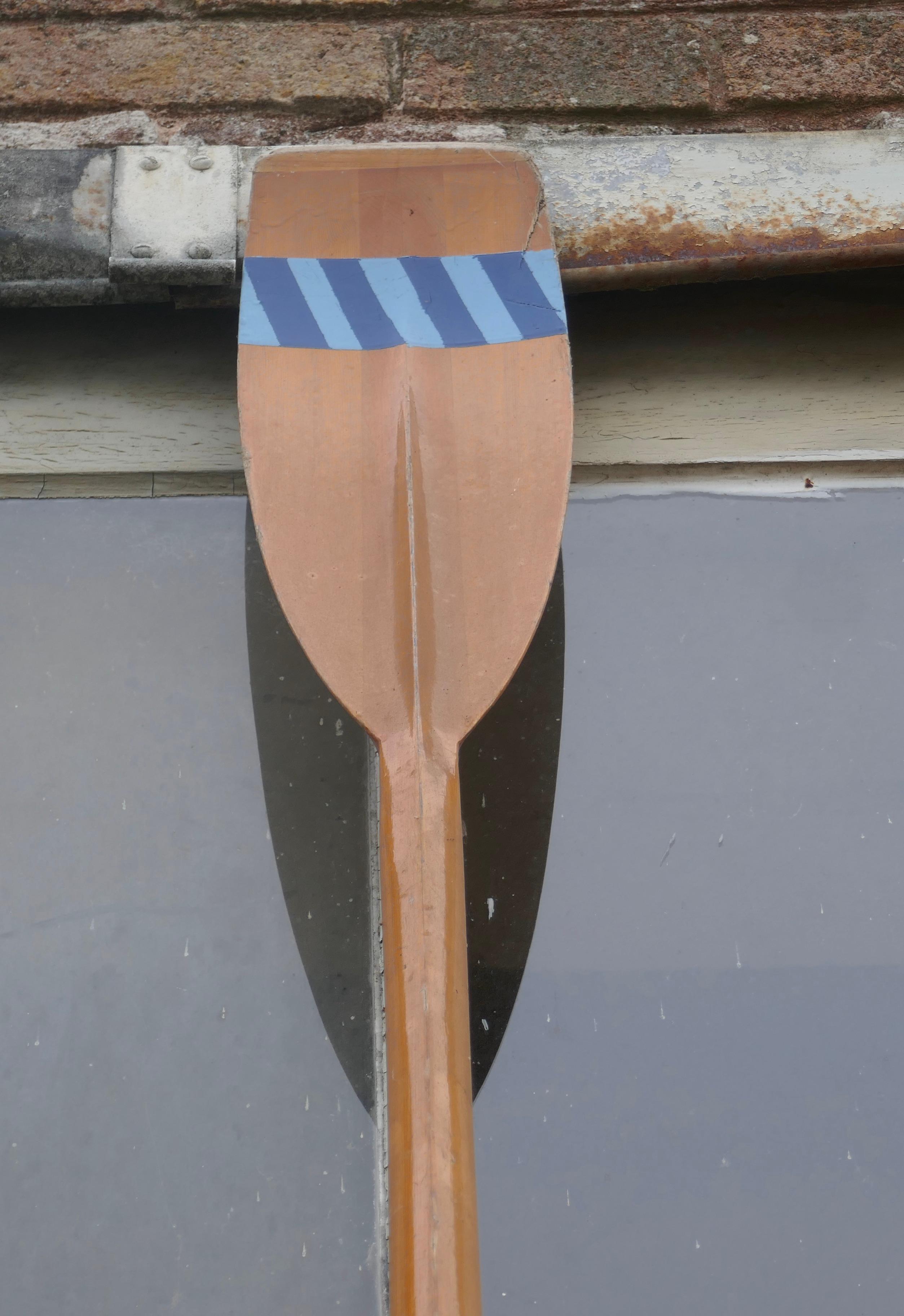 Very Long Racing Scull oder Ruder vom Eton College Windsor im Zustand „Gut“ im Angebot in Chillerton, Isle of Wight