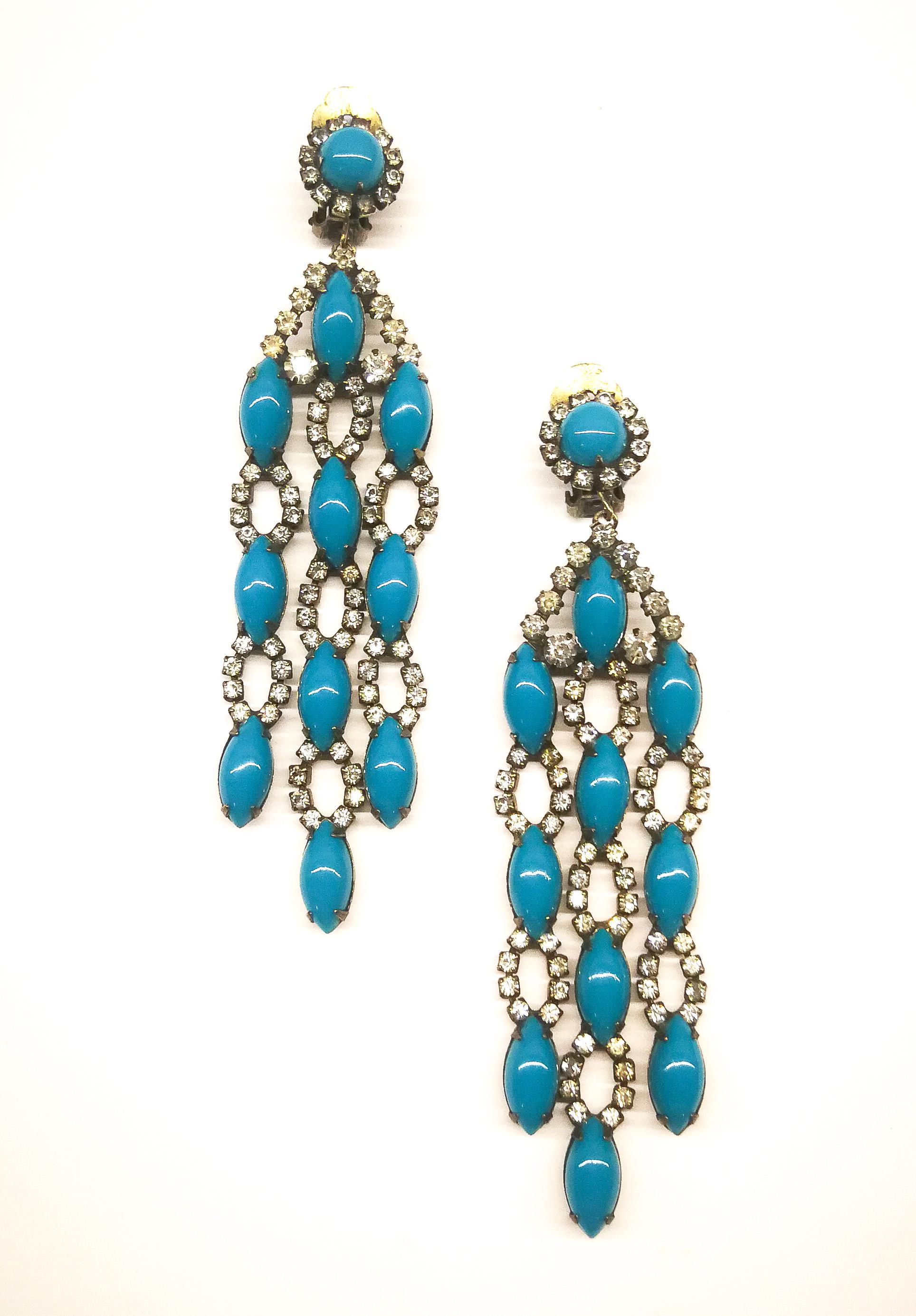 Very long turquoise glass cabuchon and clear paste 3 drop earrings, KJL, 1960s. For Sale 1