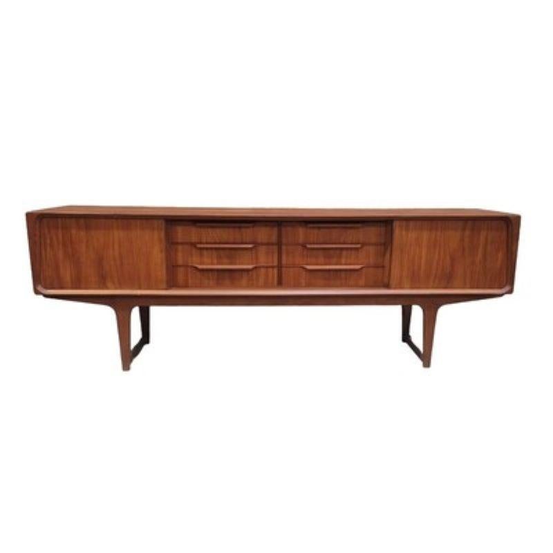 Very low teak vintage danish sideboard, ideal flat screen cabinet In Good Condition For Sale In Brussels , BE