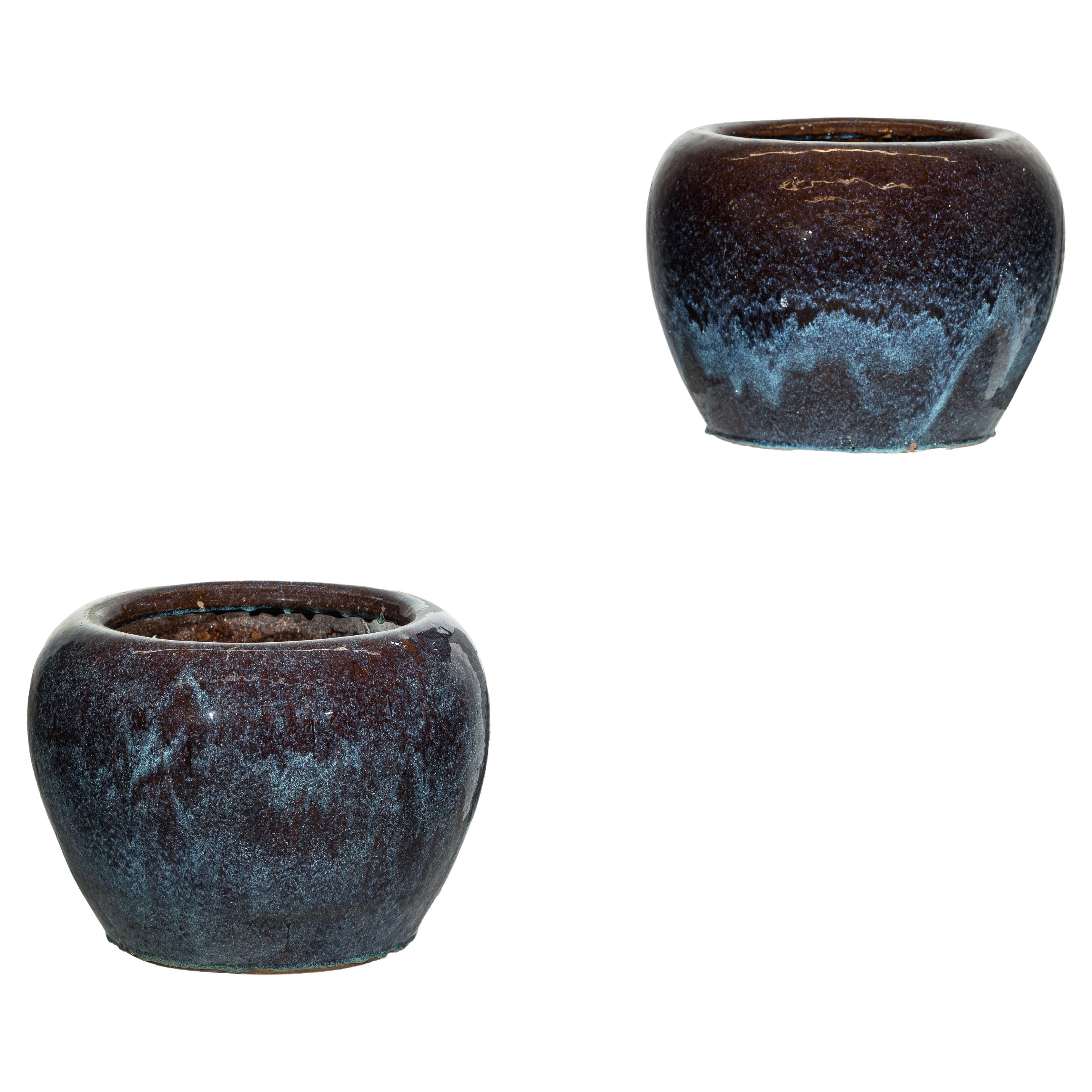 Are ceramic planters good for outside?