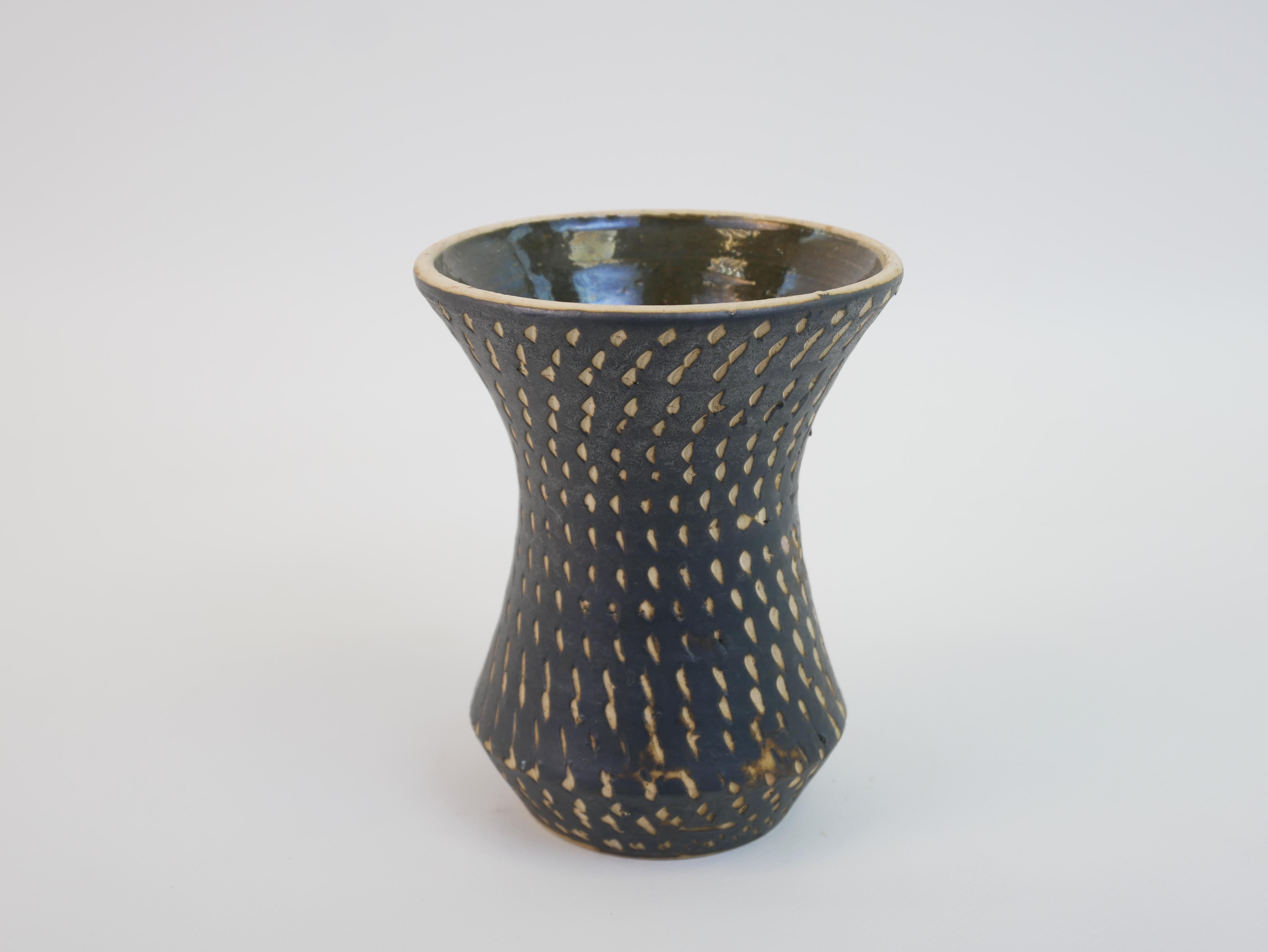 Mid-Century Modern Très beau vase en céramique dans le style de Jean Besnard, Vallauris France circa 1940 en vente