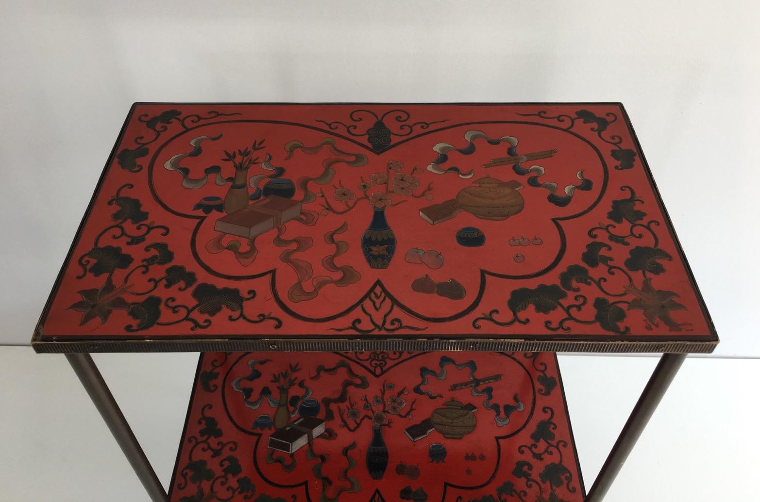 Very Nice Fine Two Tiers Table with Cloissonné Incrustations on Red Lacquer In Good Condition In Marcq-en-Barœul, Hauts-de-France