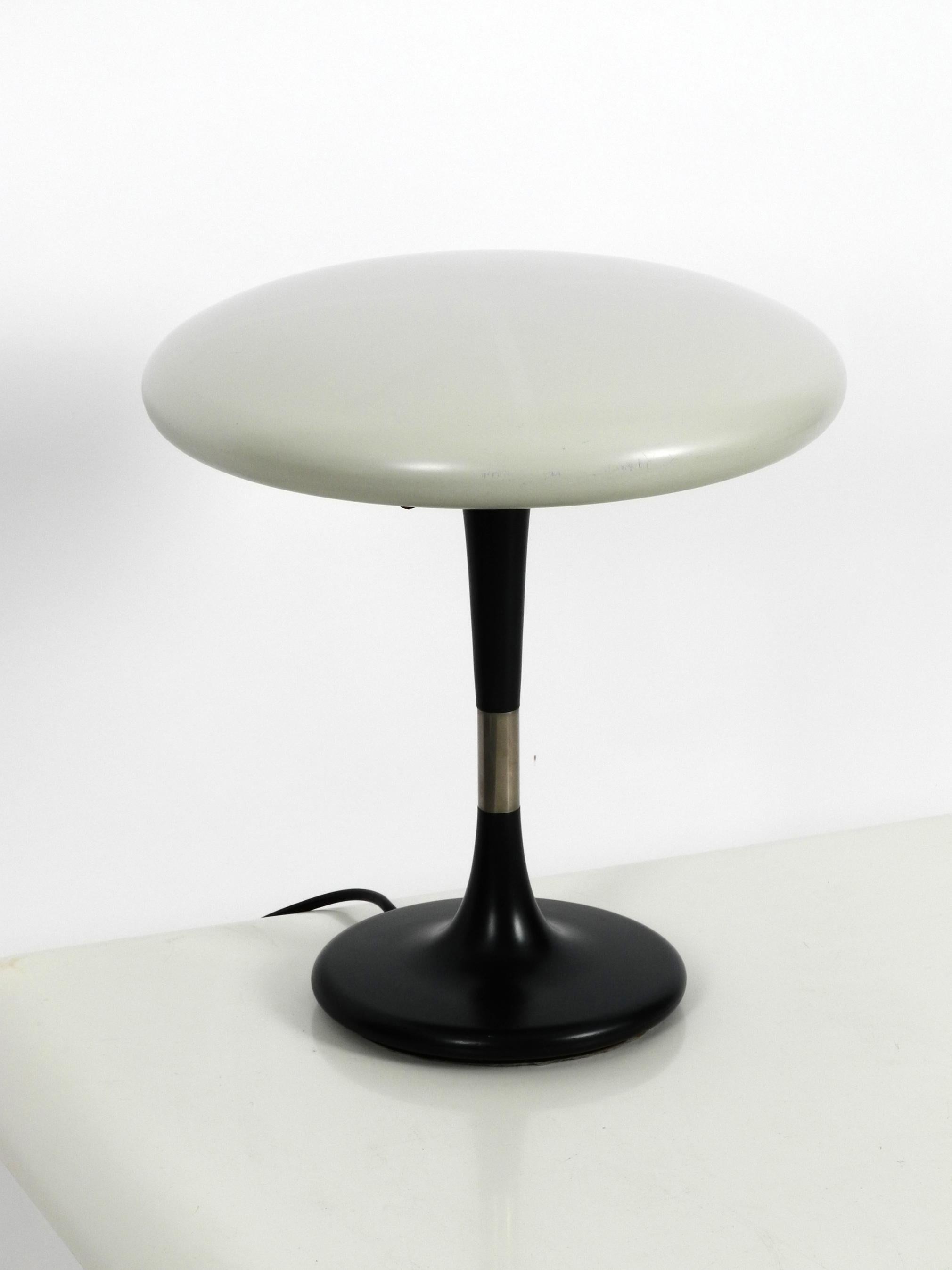Very Nice Large 1960s Space Age Pop Art Mushroom Table Lamp by Hillebrand In Good Condition In München, DE