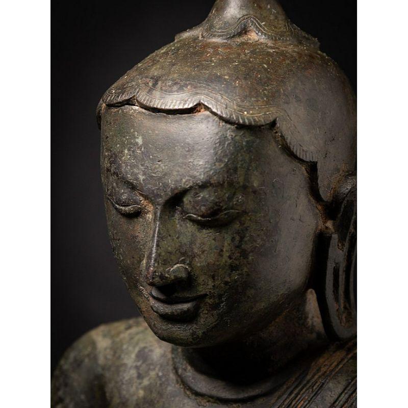 Very Nice Old Bronze Bagan Buddha Statue from Burma For Sale 3