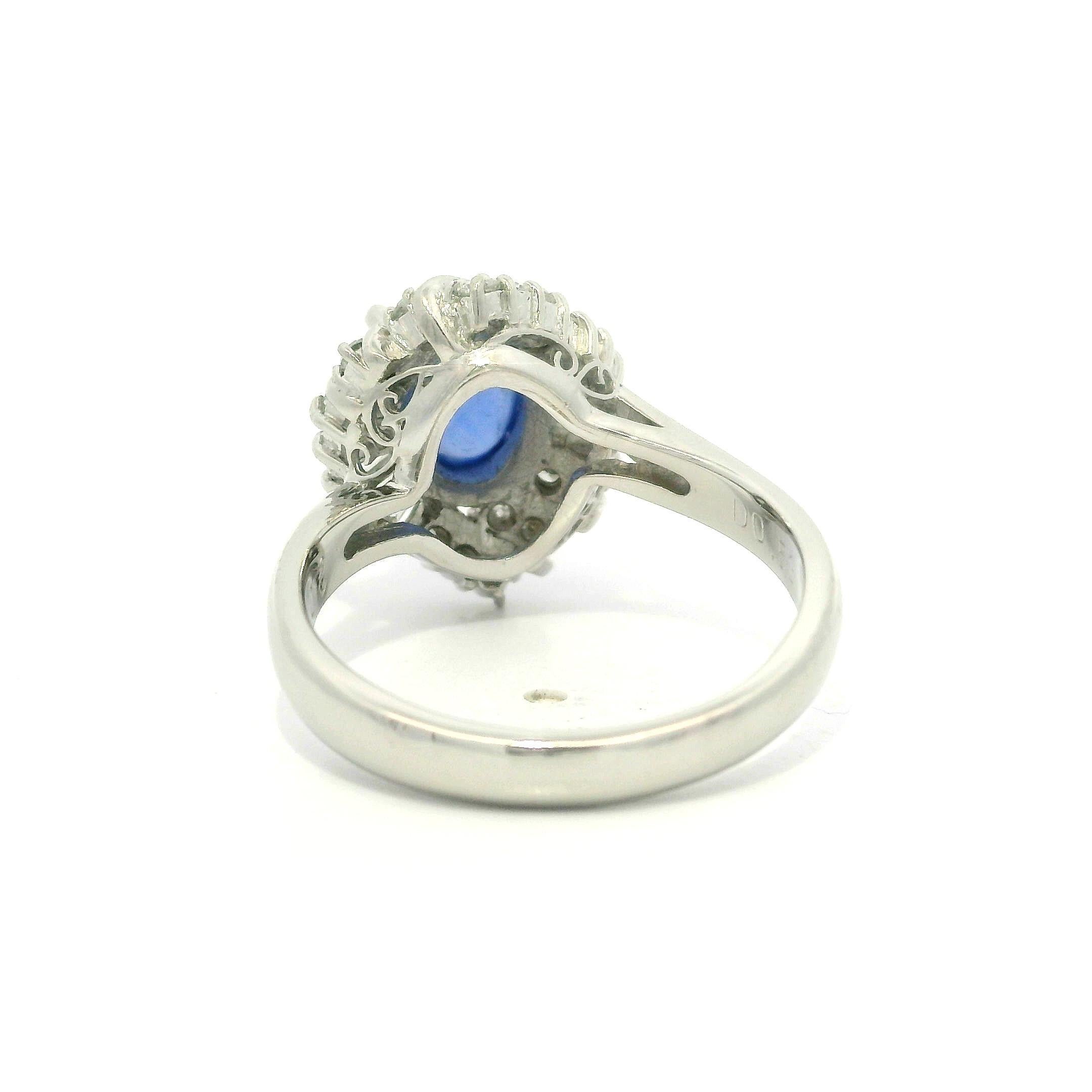 Cabochon Very Nice Platinum GIA 2.53ctw Transparent Blue Star Sapphire Diamond Halo Ring For Sale