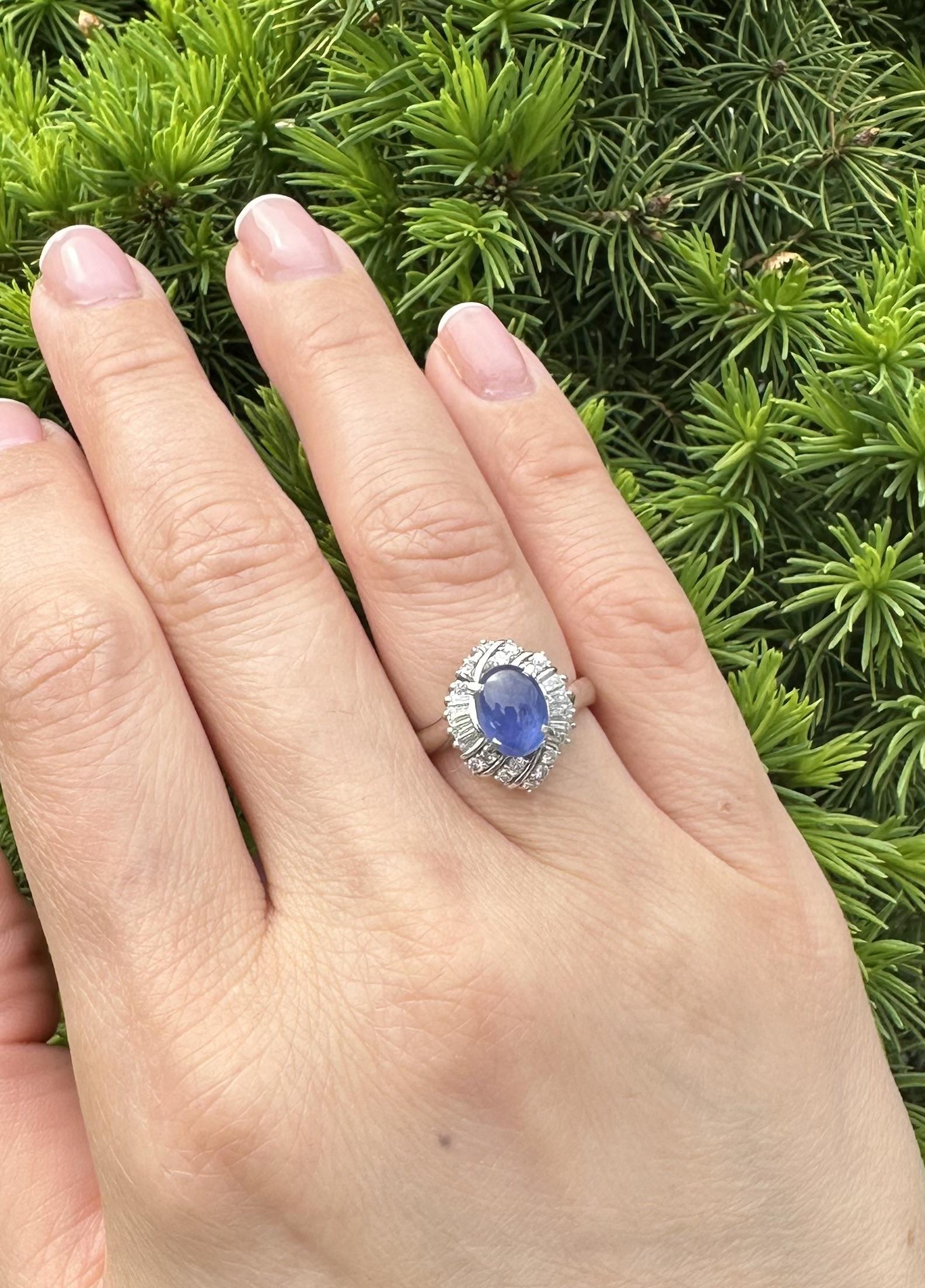 Very Nice Platinum GIA 2.53ctw Transparent Blue Star Sapphire Diamond Halo Ring For Sale 2