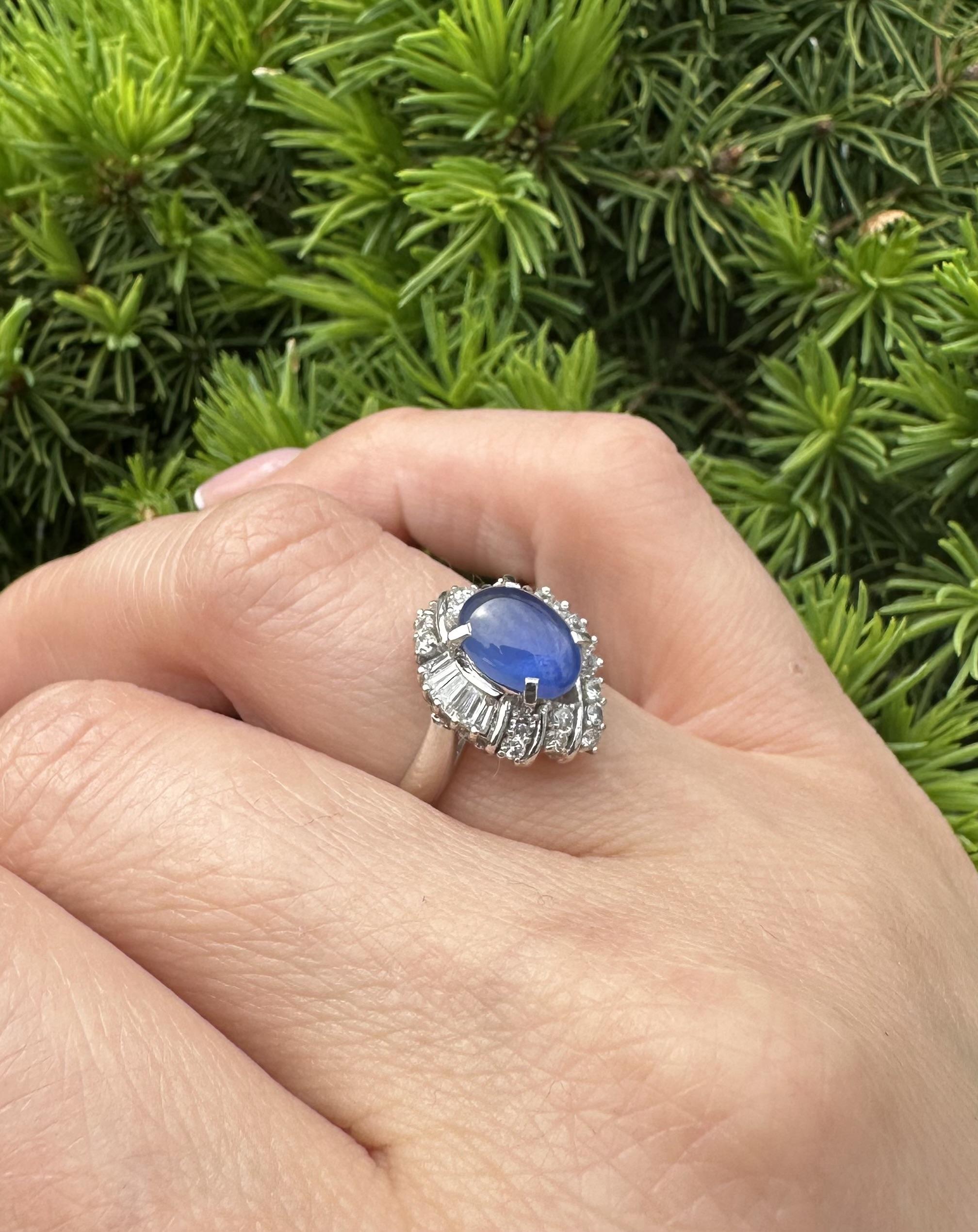 Very Nice Platinum GIA 2.53ctw Transparent Blue Star Sapphire Diamond Halo Ring For Sale 3