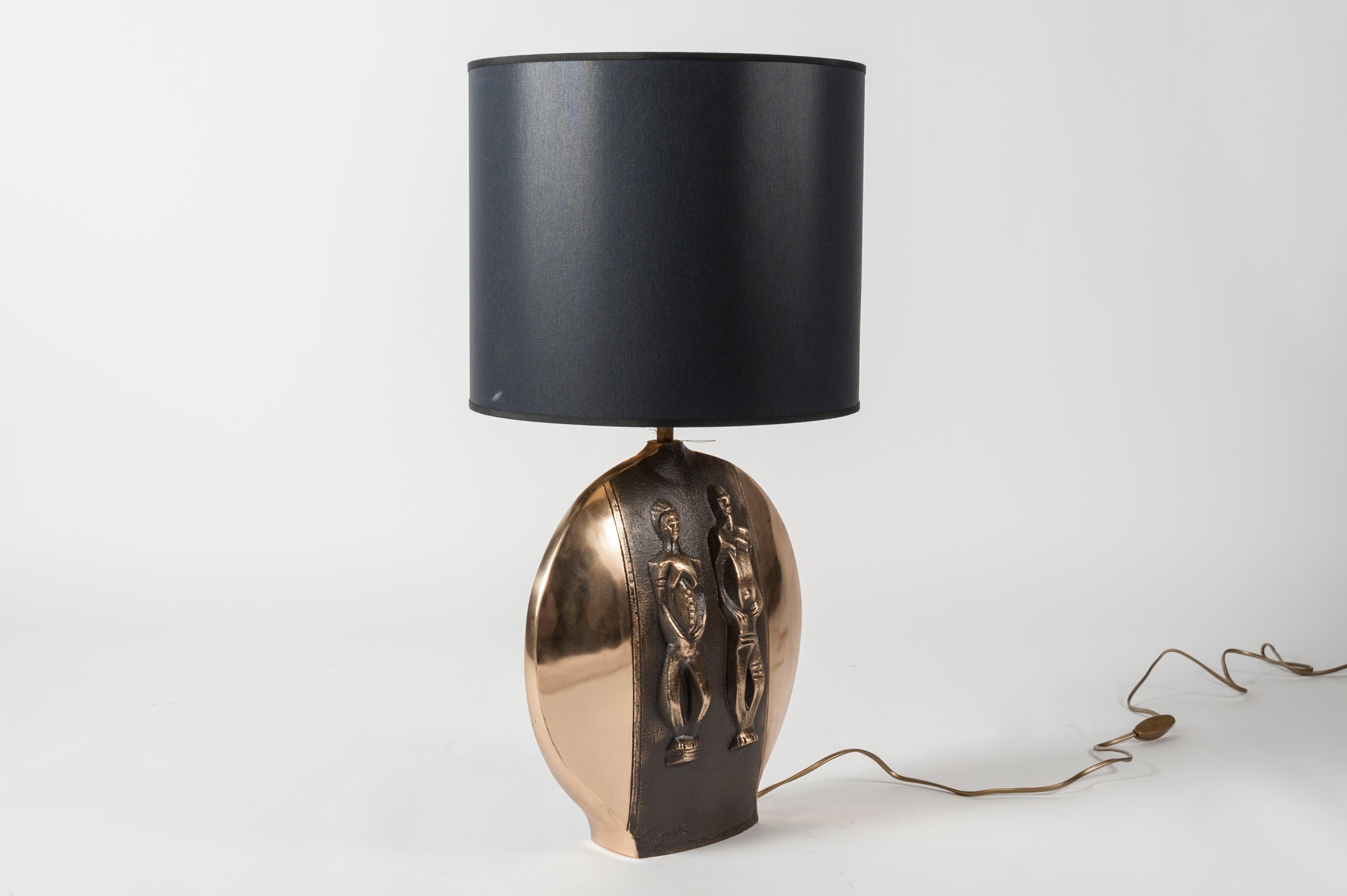 Very Nice Sculptural Bronze Lamp in the Style of Robert Phandeve In Good Condition For Sale In Bois-Colombes, FR