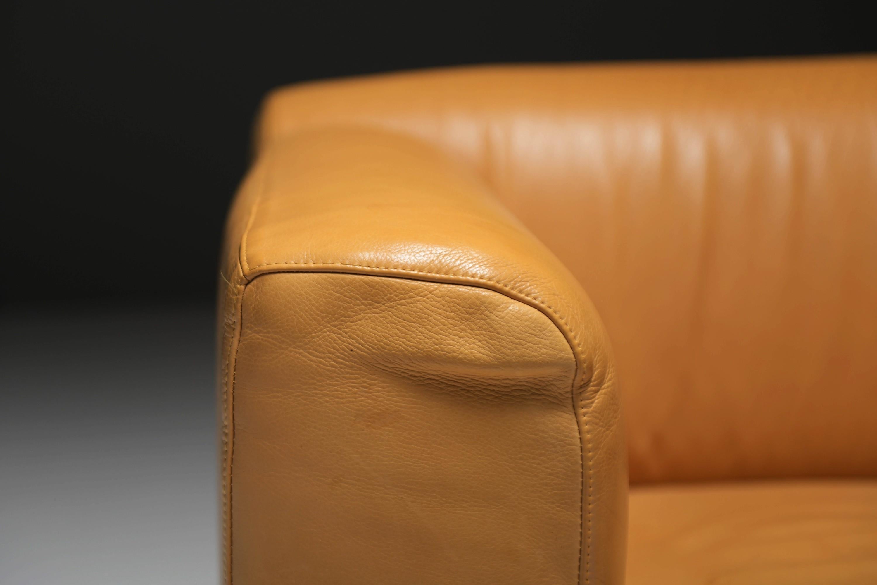 Très bel ensemble de fauteuils en cuir 'MET 250' par Piero Lissoni pour Cassina Italie Bon état - En vente à Buggenhout, Oost-Vlaanderen
