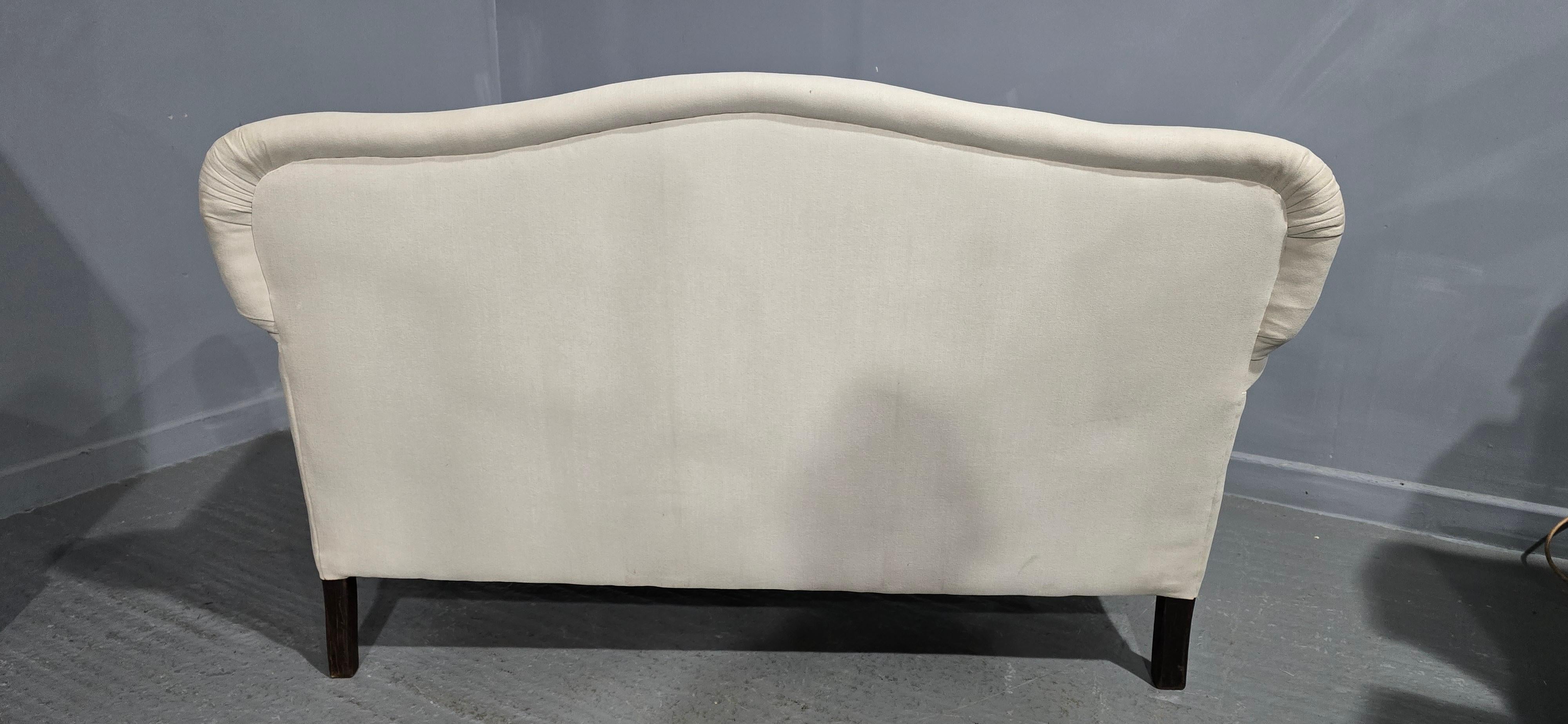 Very Nice Upholstered Sofa en venta 3