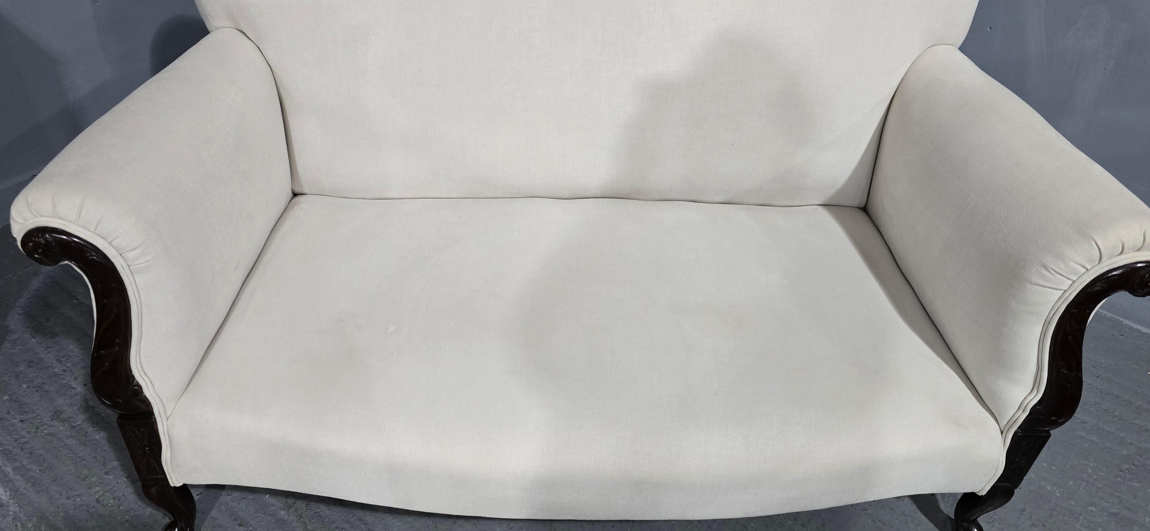 Very Nice Upholstered Sofa siglo XIX en venta