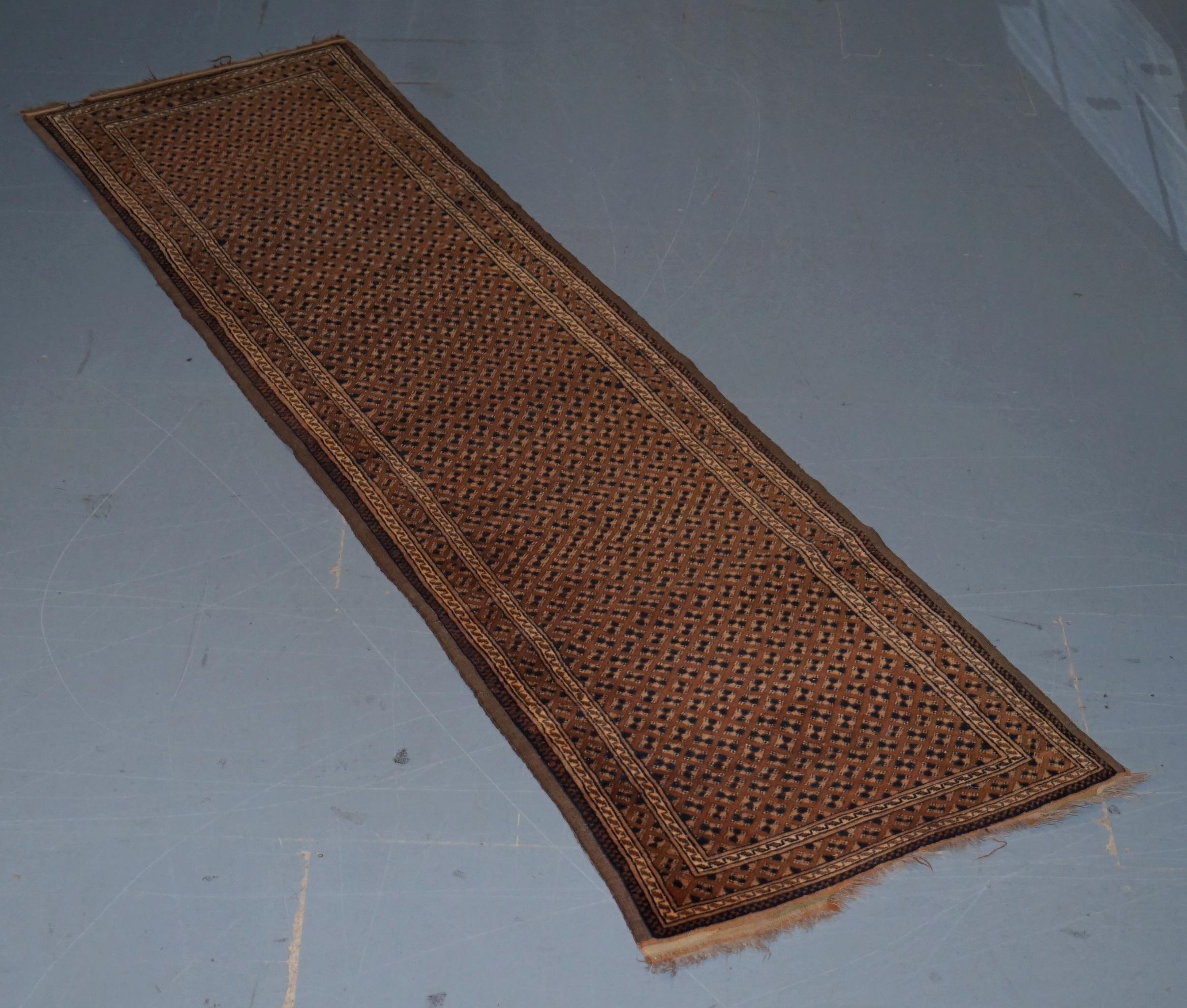 We are delighted to offer for sale this lovely antique hand knotted runner rug

The one is a very good looking and well made hand knotted piece, a good length 

Dimensions:

Width 86cm

Length 175cm

This item is available for collection