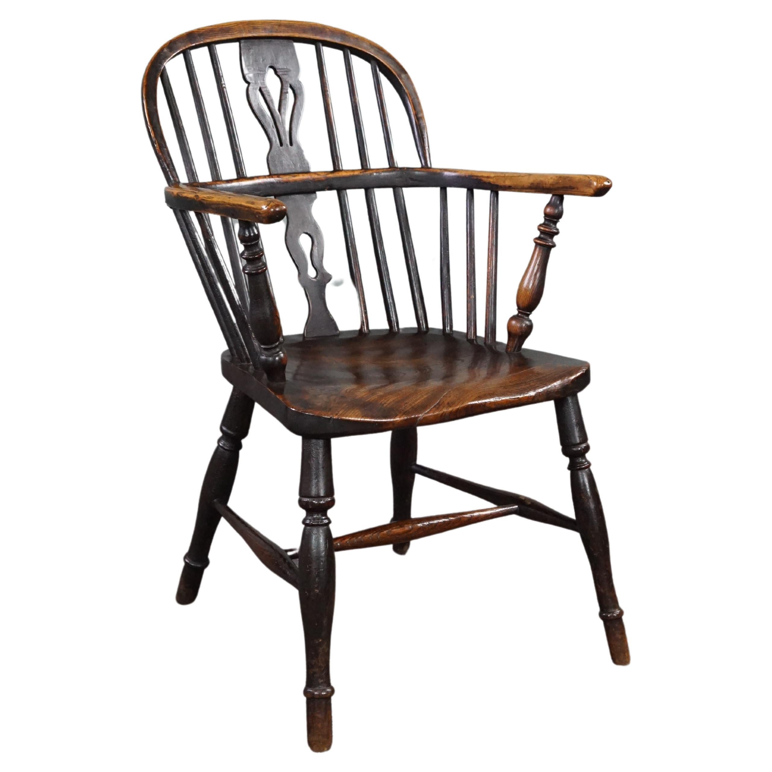 Very old charming antique English low back Windsor Armchair/armchair, 18th centu For Sale
