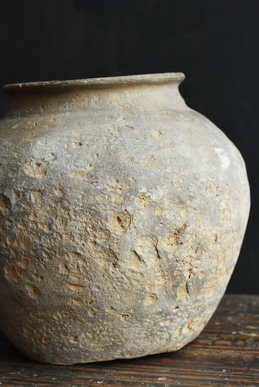 Very Old Excavated Small Pottery Jar from China / Wabi-Sabi Vase / before 9th 5