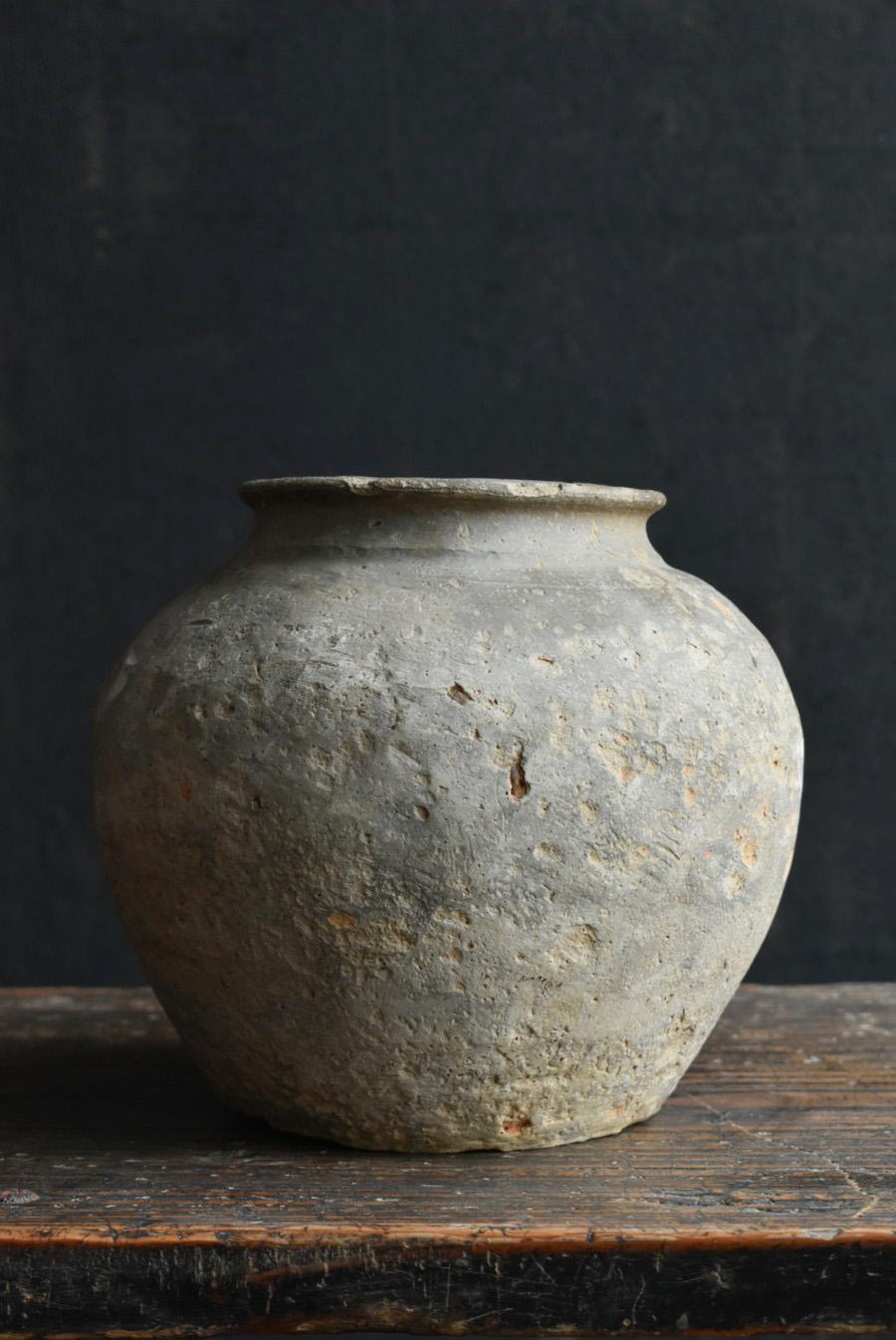 18th Century and Earlier Very Old Excavated Small Pottery Jar from China / Wabi-Sabi Vase / before 9th