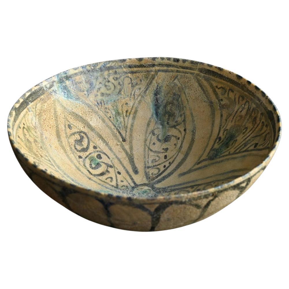 Antichissima ciotola iraniana in ceramica smaltata di blu/12° secolo/ ceramica della Persia in vendita